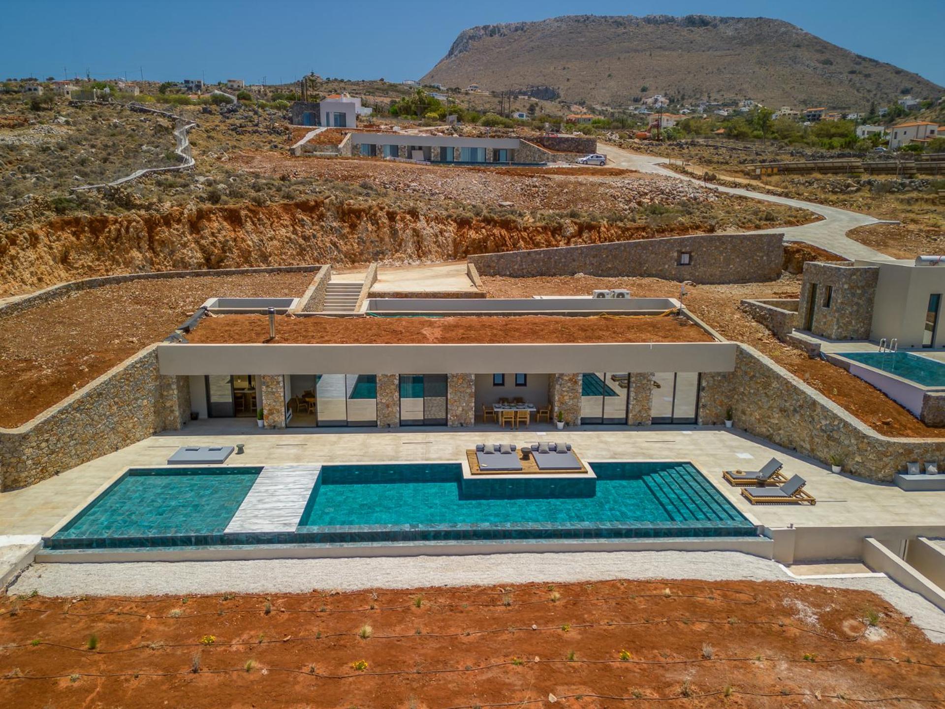 ARion Aesthesis Villa Fire Pit & Heated Pool