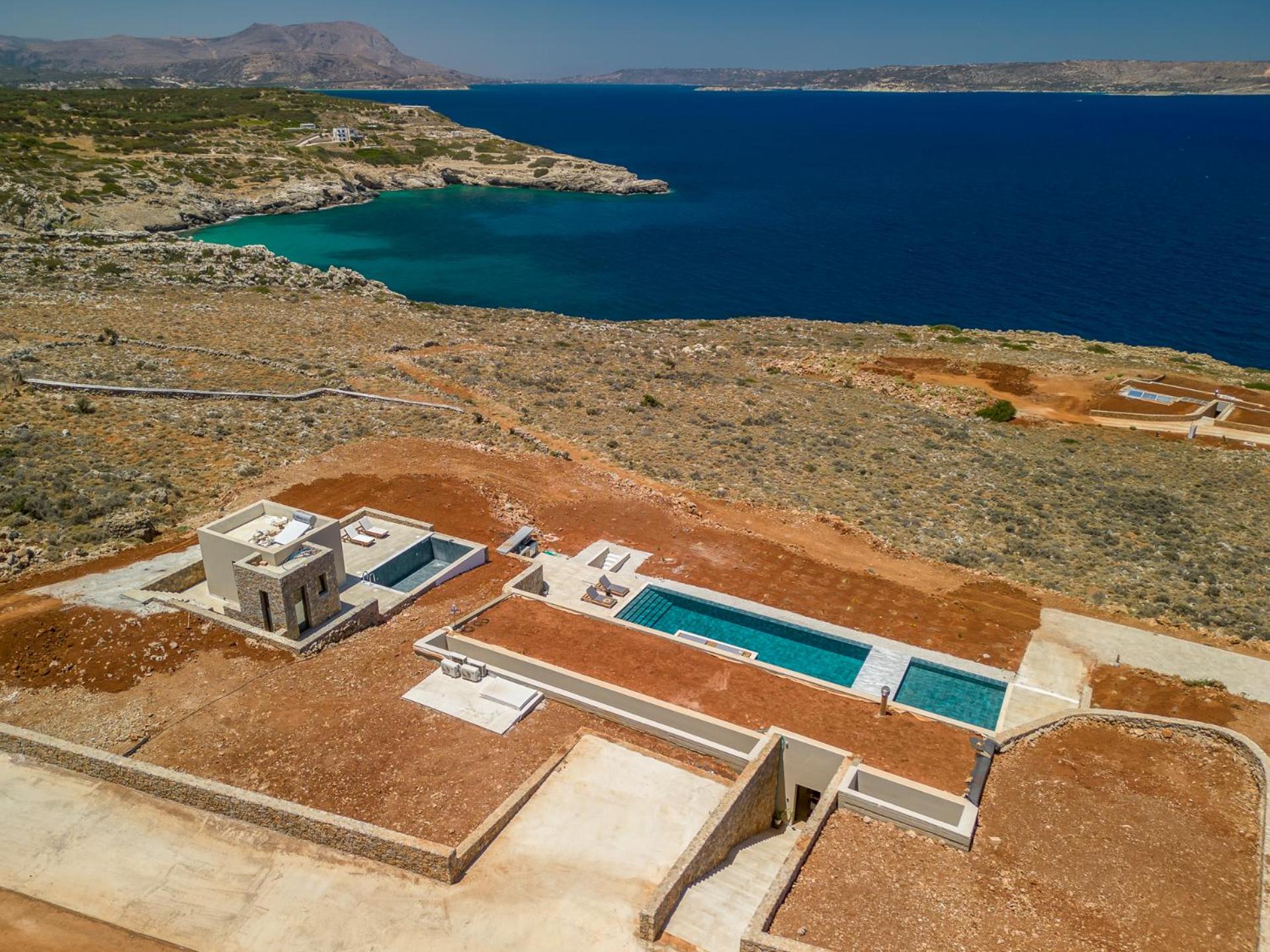 ARion Aesthesis Villa Fire Pit & Heated Pool