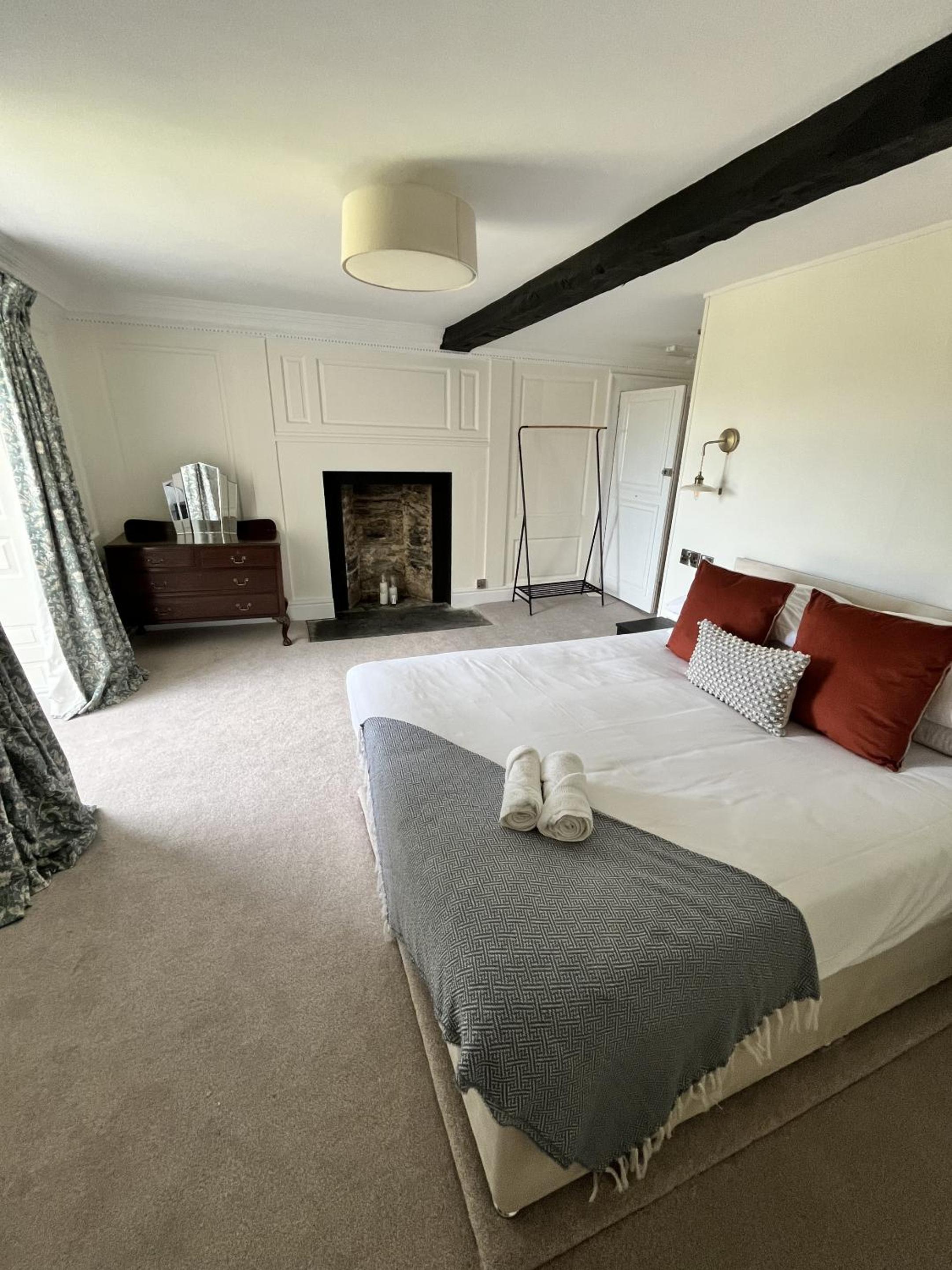 Maes Y Neuadd Country House