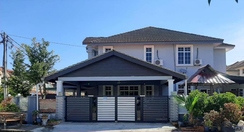 Iman Homestay photo 1