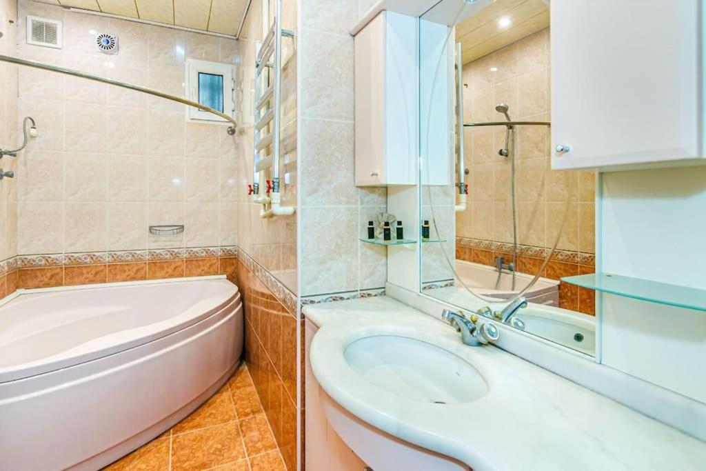 Amazing Apartment in Targovu