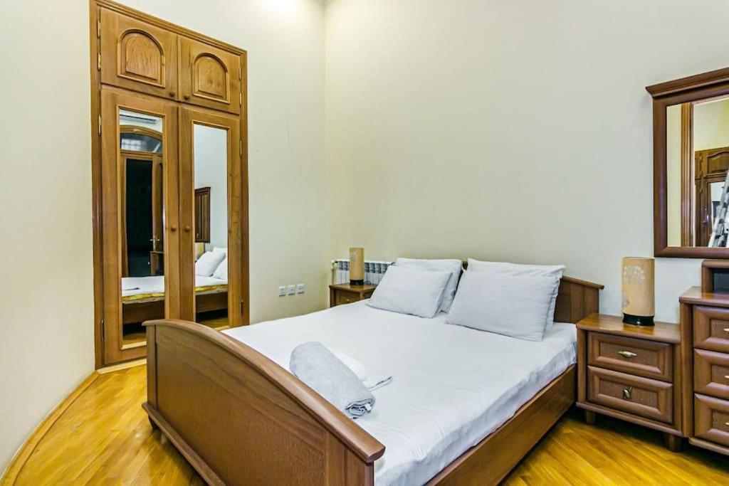 Amazing Apartment in Targovu