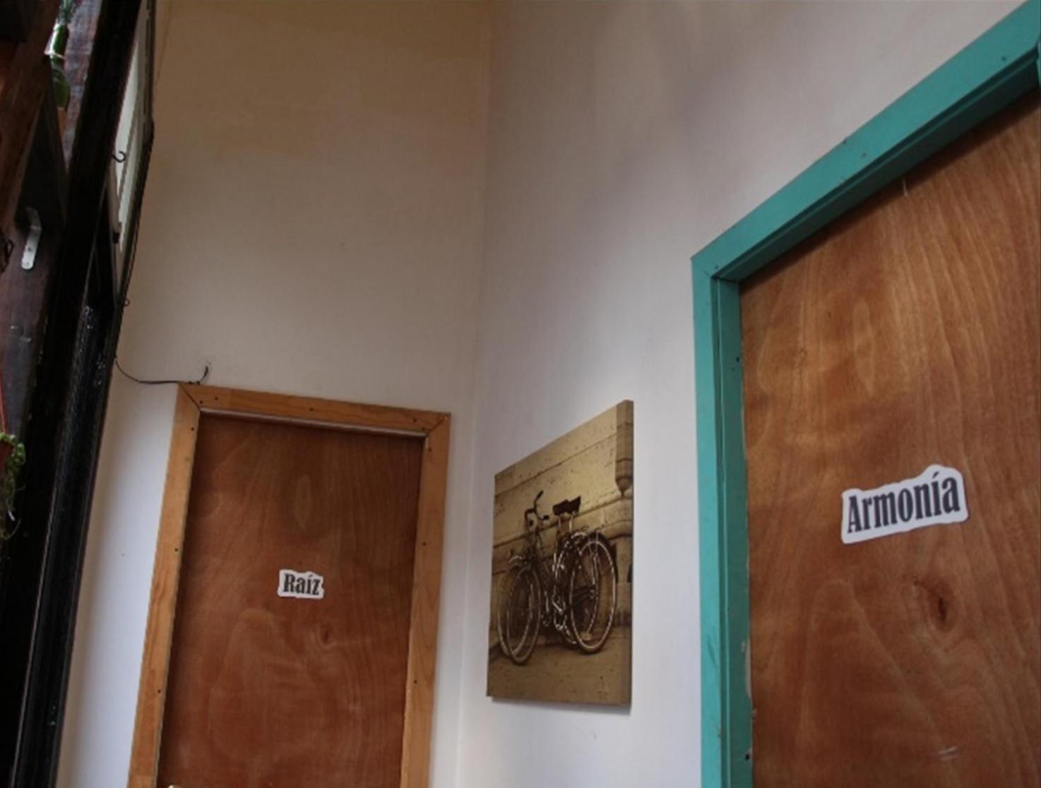 Valparadise Hostel