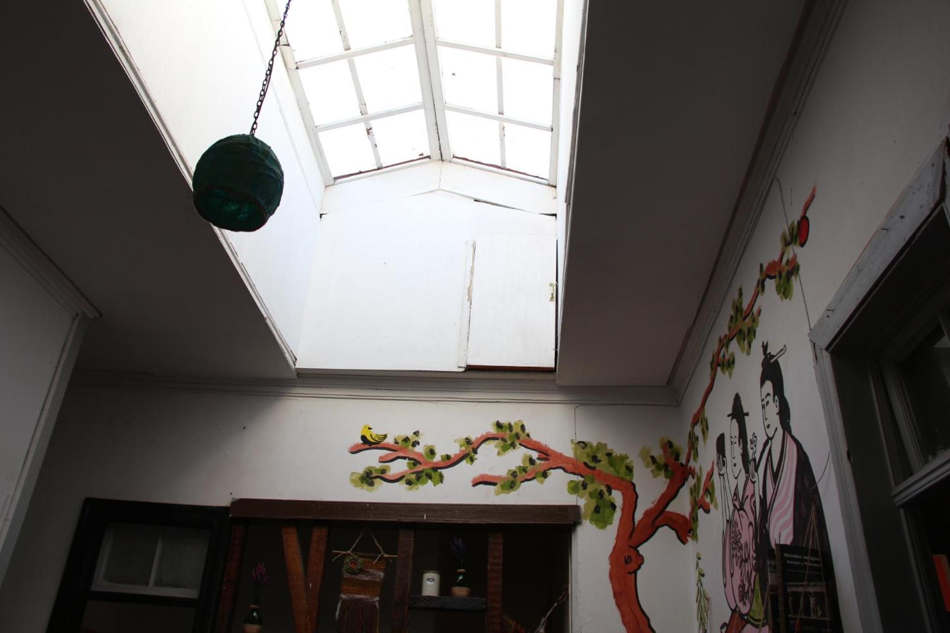 Valparadise Hostel