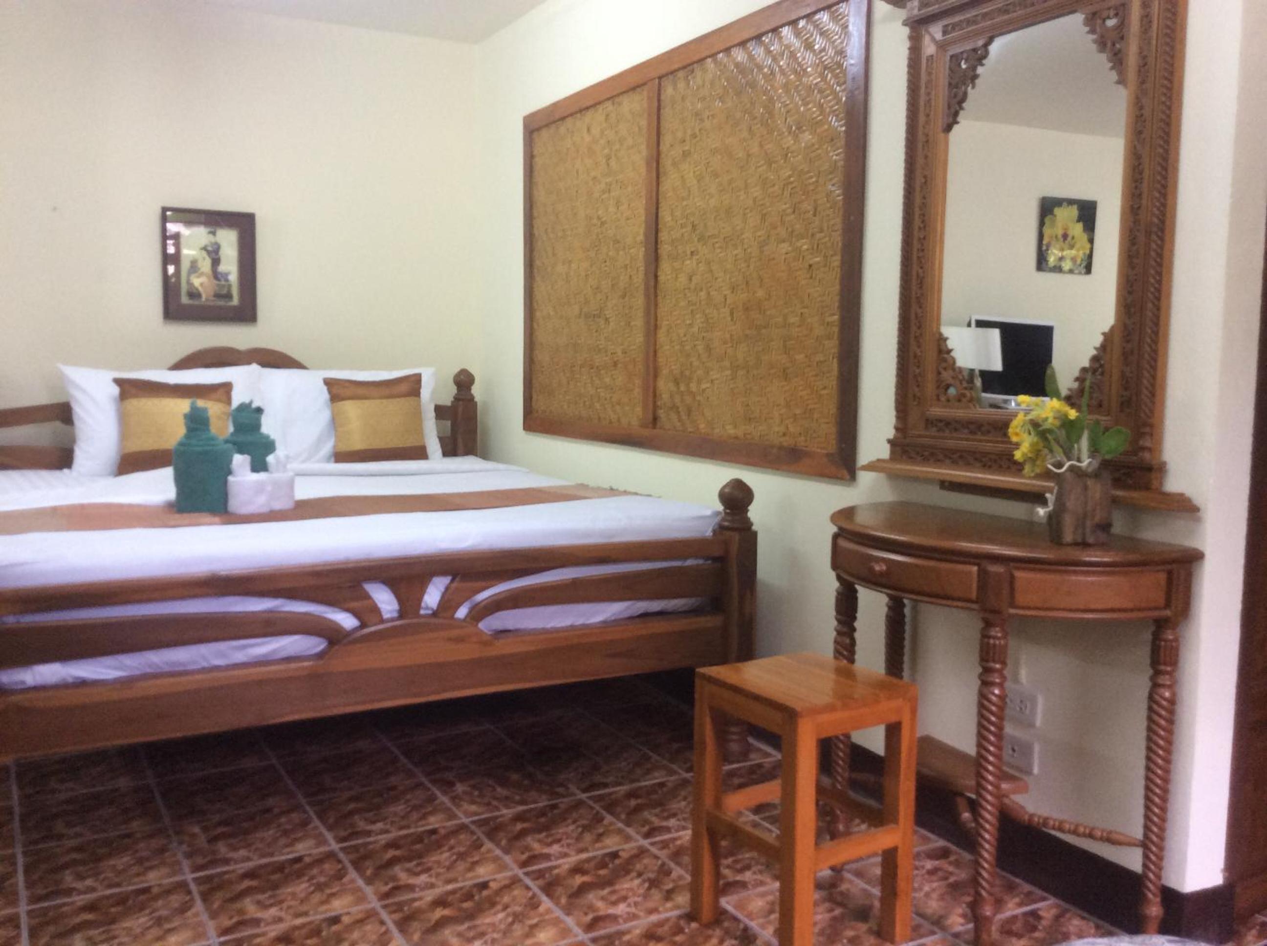 Saithong House
