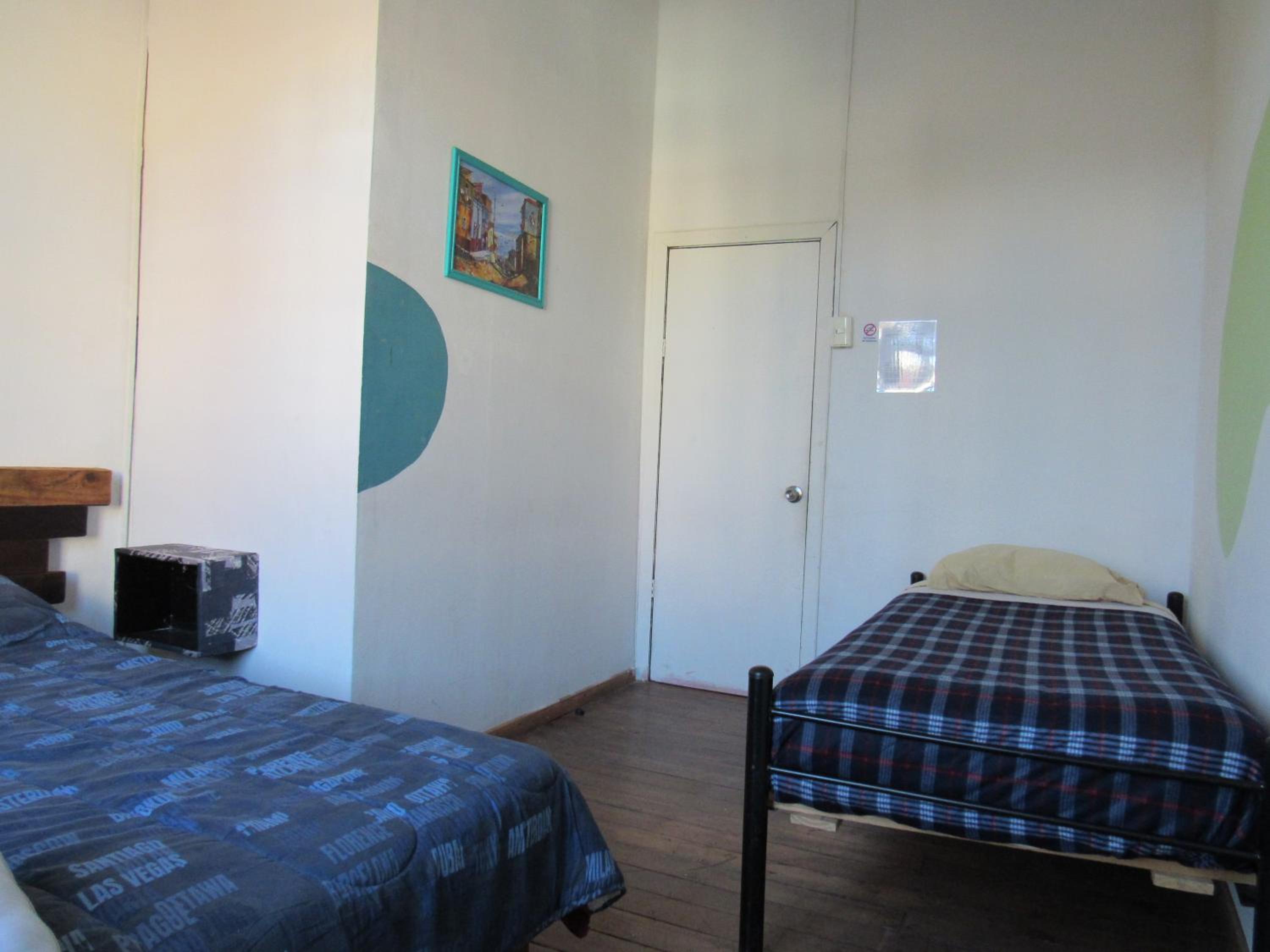 Valparadise Hostel