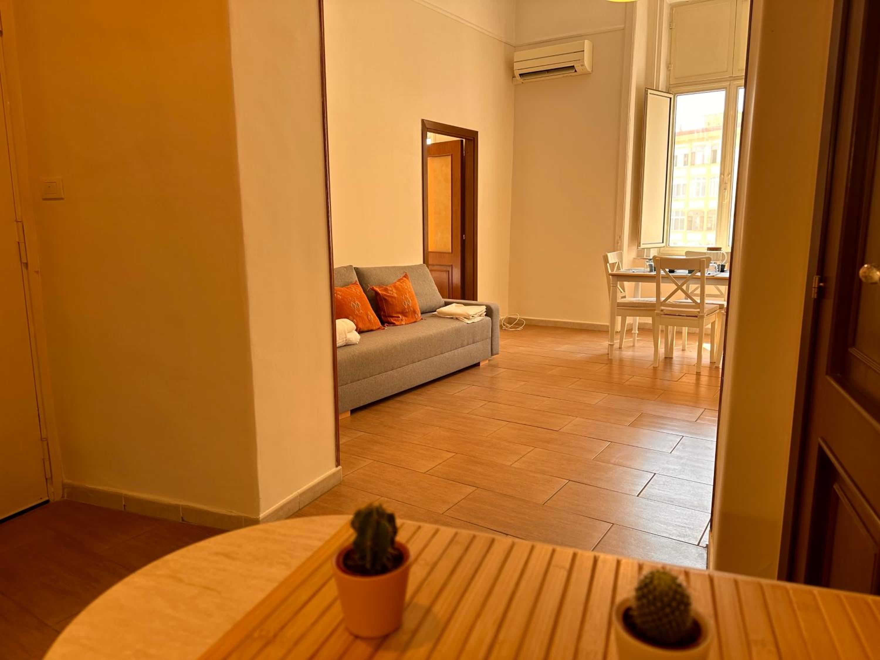 Casetta 181 - Central Flat in Naples - My Place