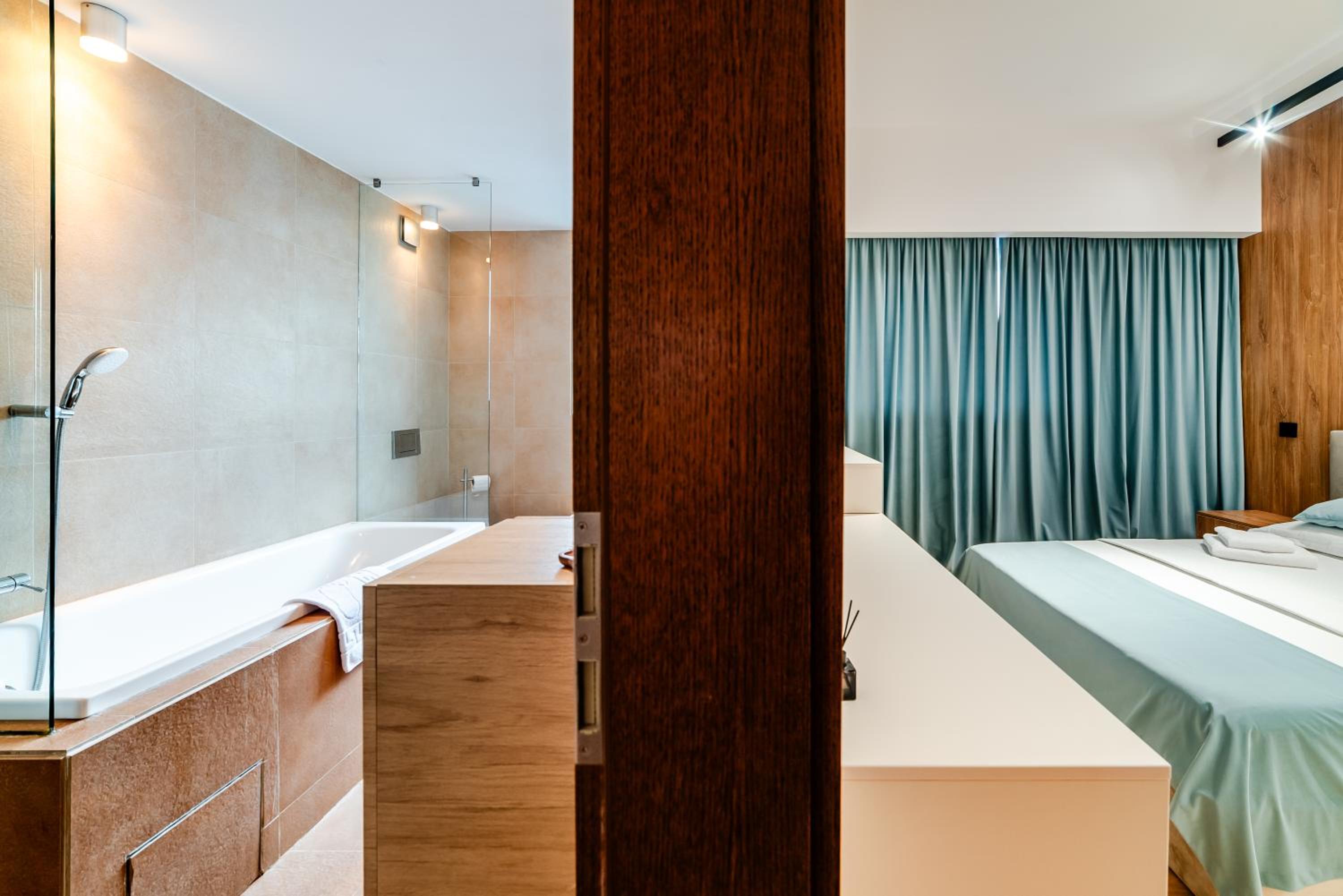 Starshine Spectrum Residence