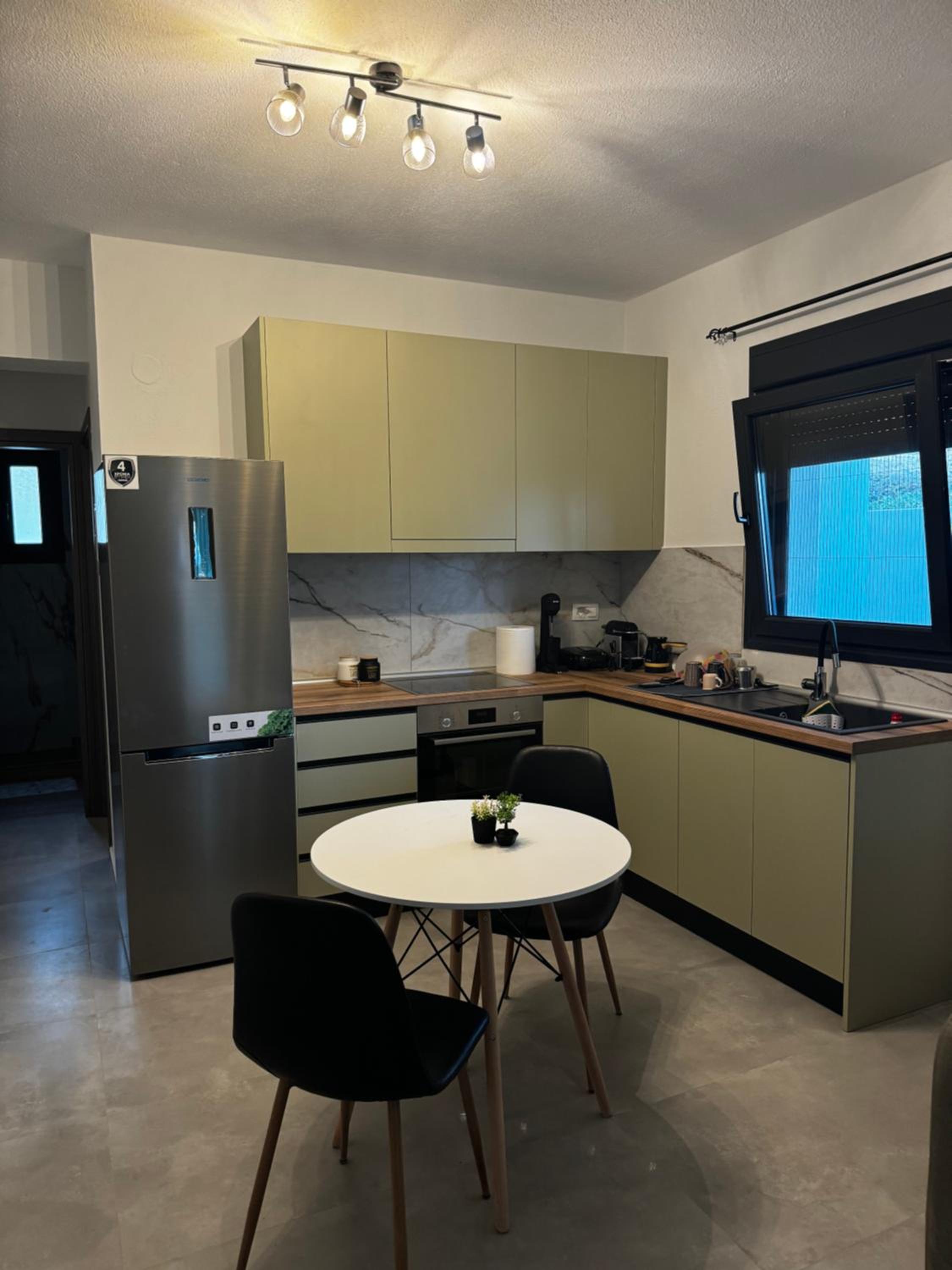 Helen suites
