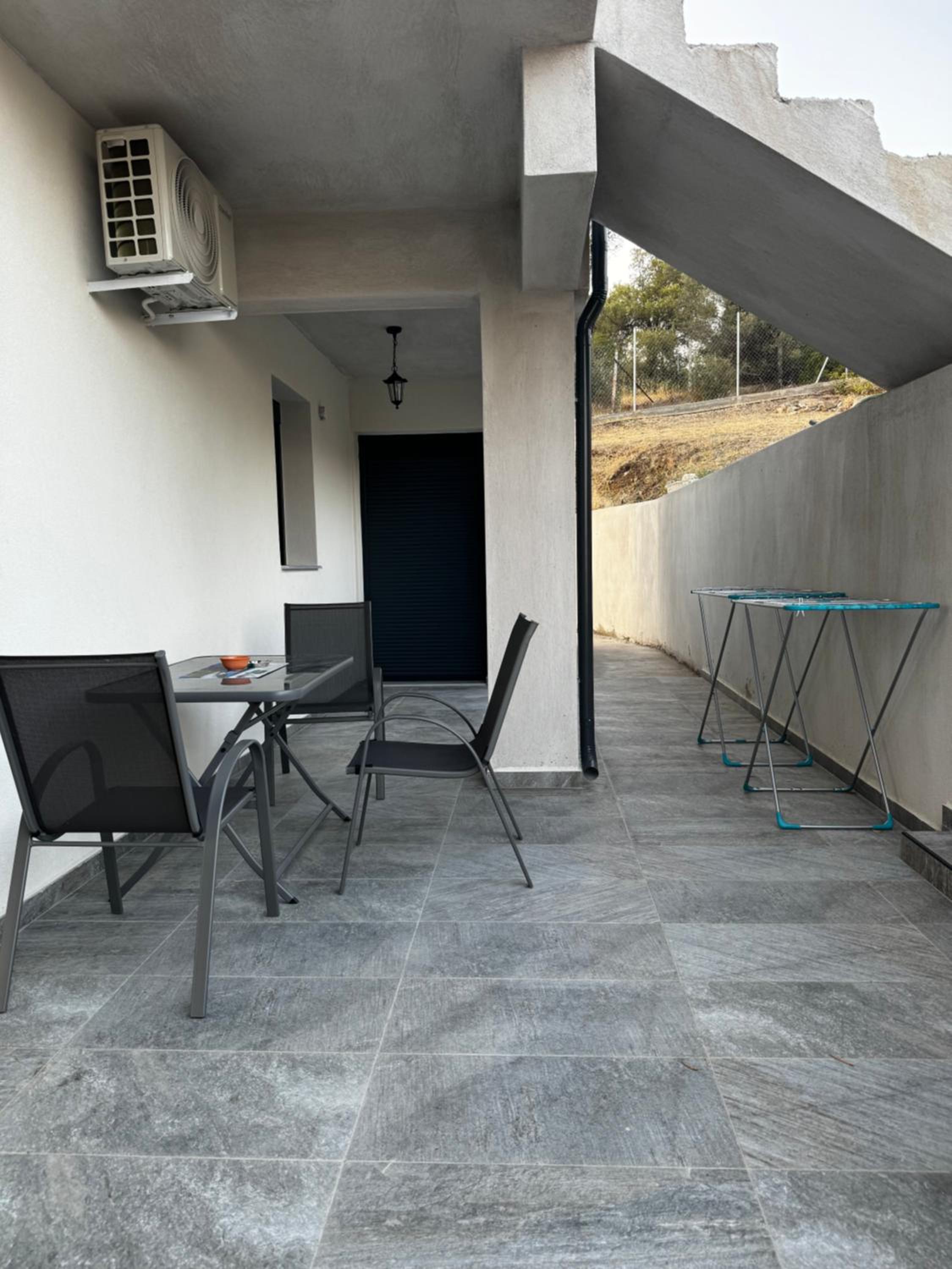 Helen suites