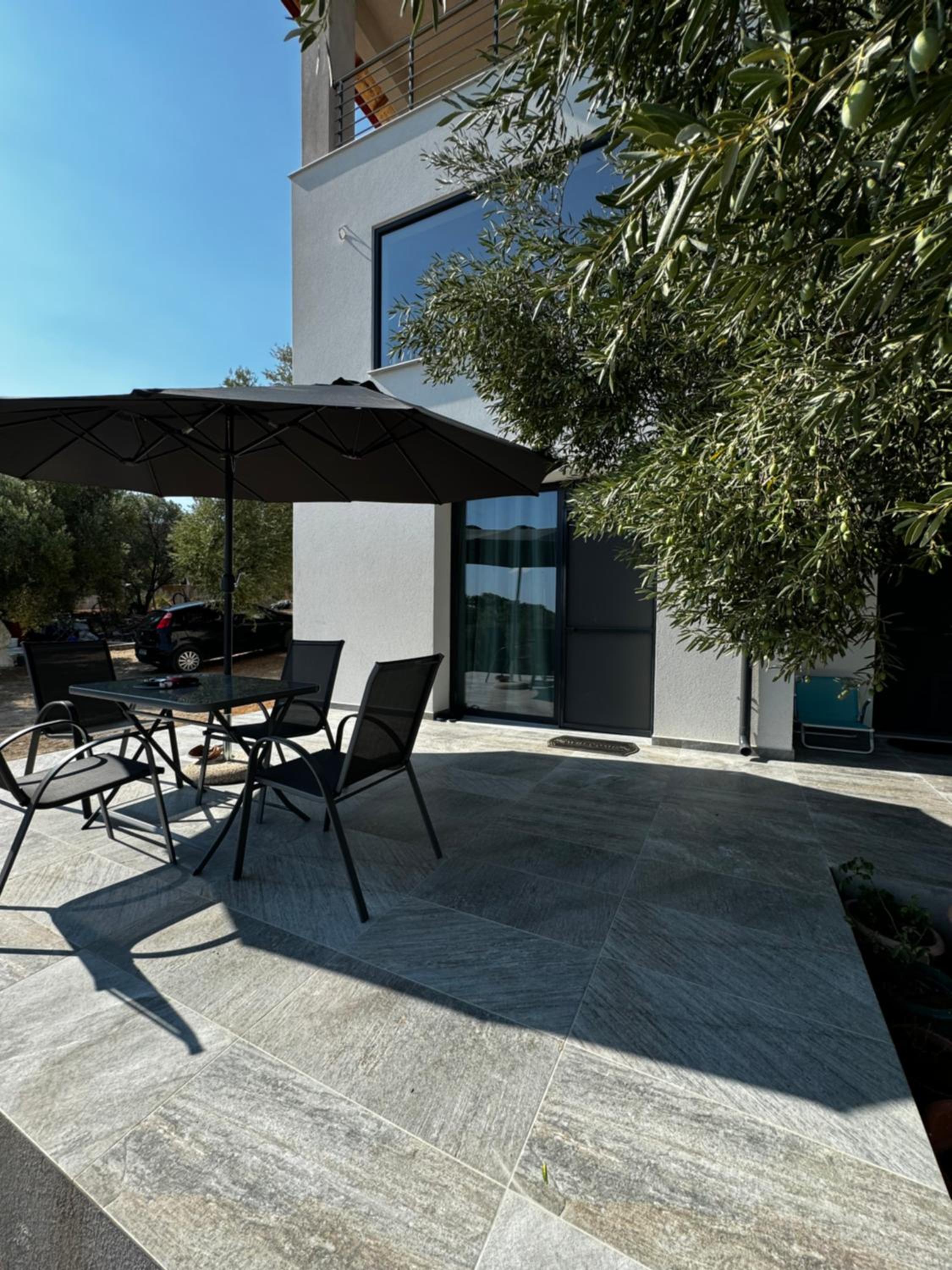 Helen suites