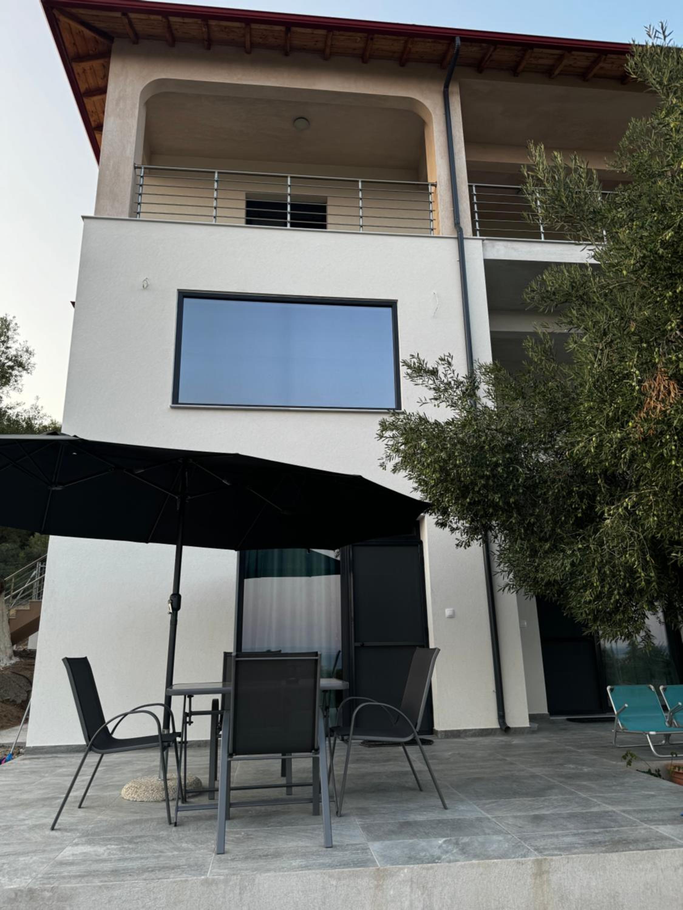 Helen suites