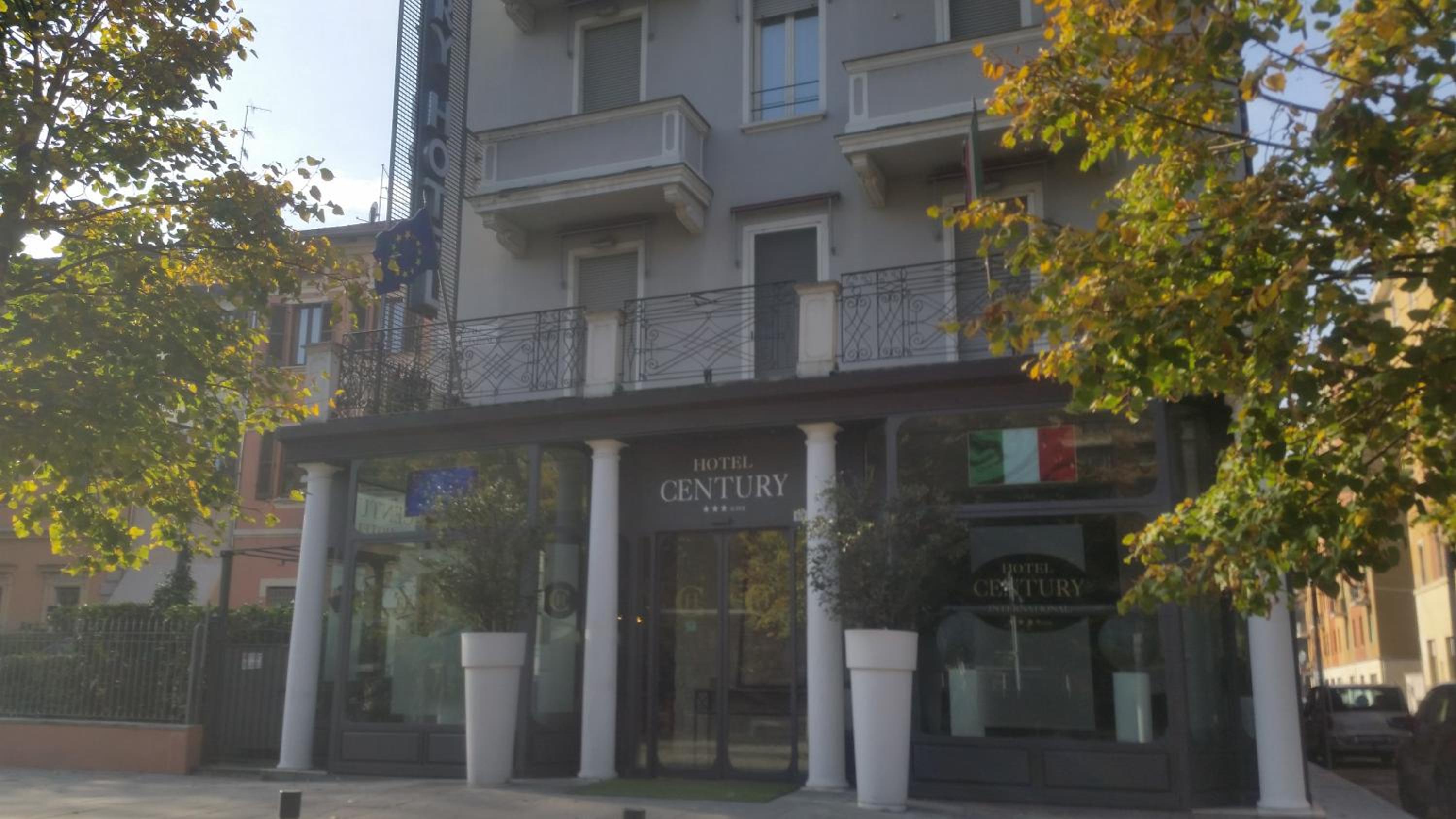 Parma Vacations - Century Hotel - Property Image 4