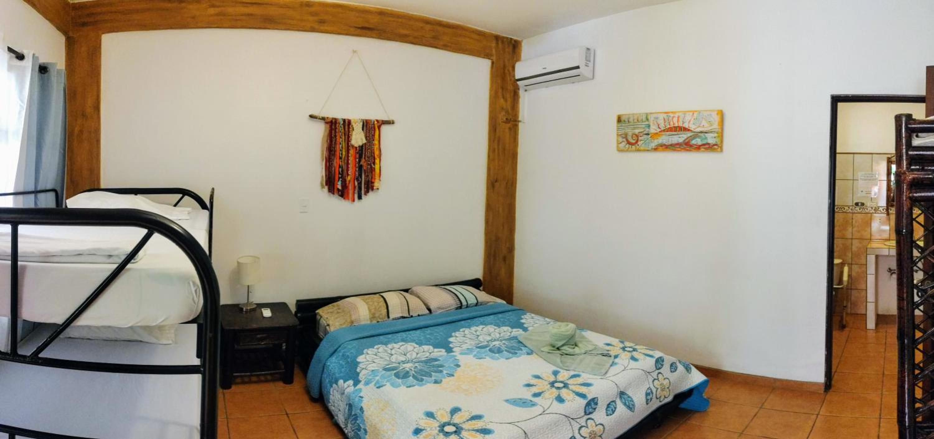 Cool Vibes Beach Hostel 40