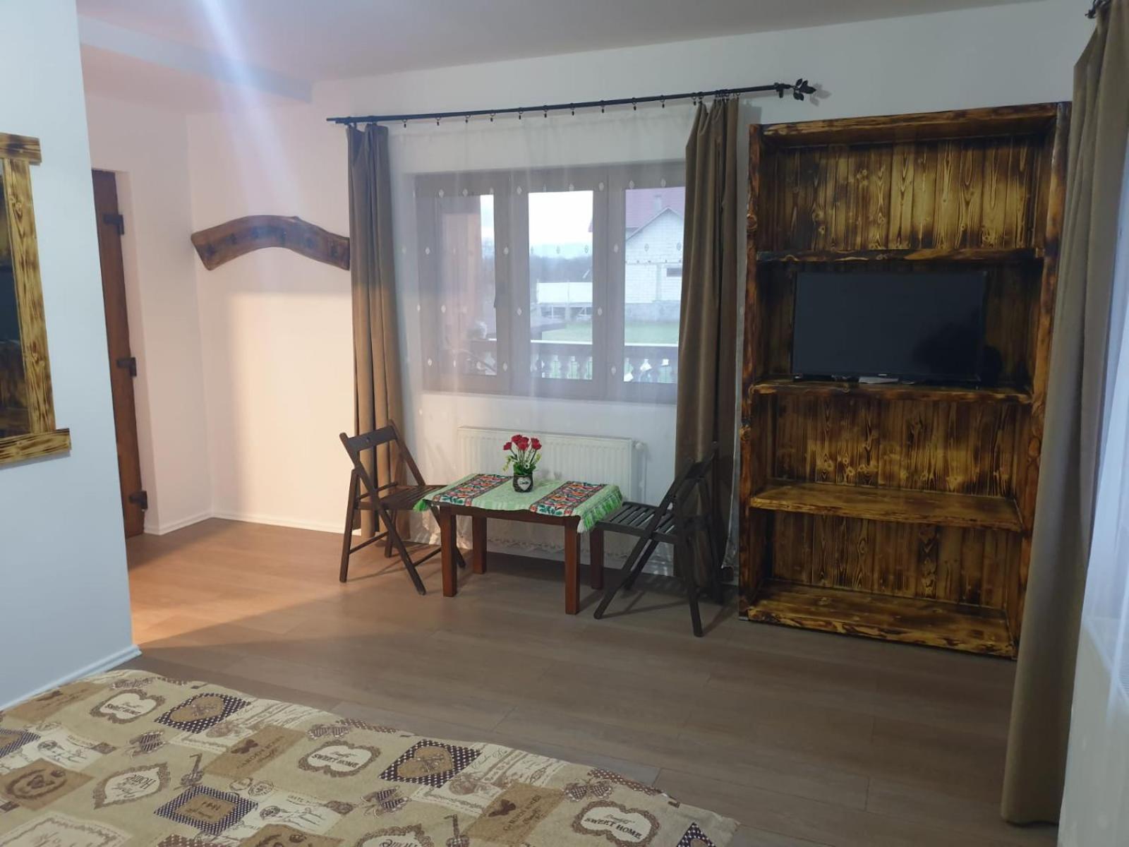 Hanu Teo Săpânțanu view 5