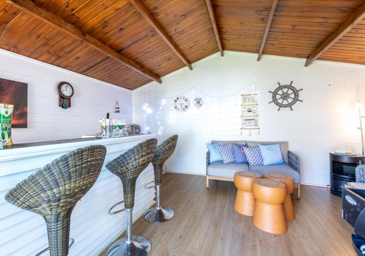 3 Bed in Greatstone oc-ek777