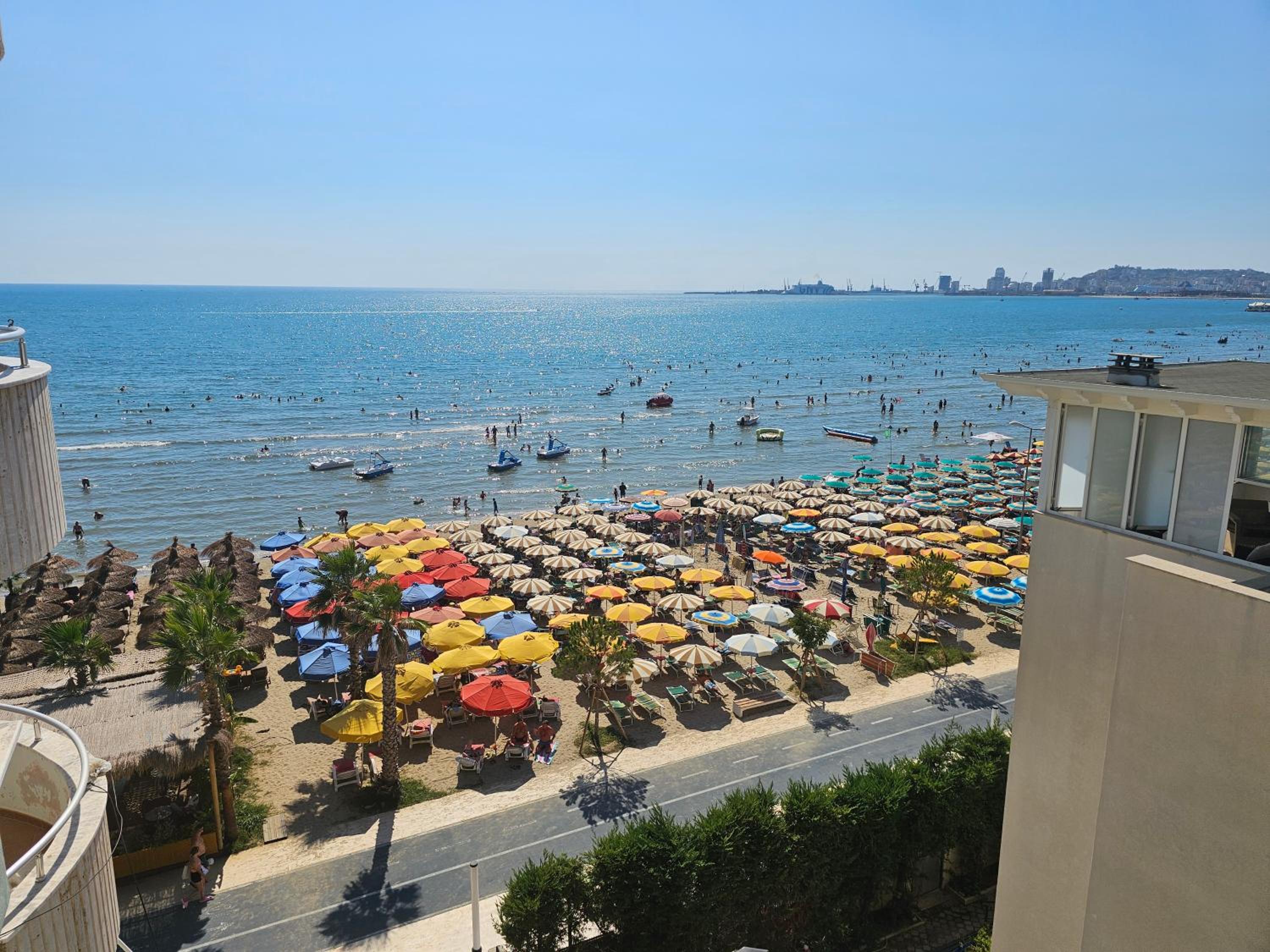 Bral Apartment 6