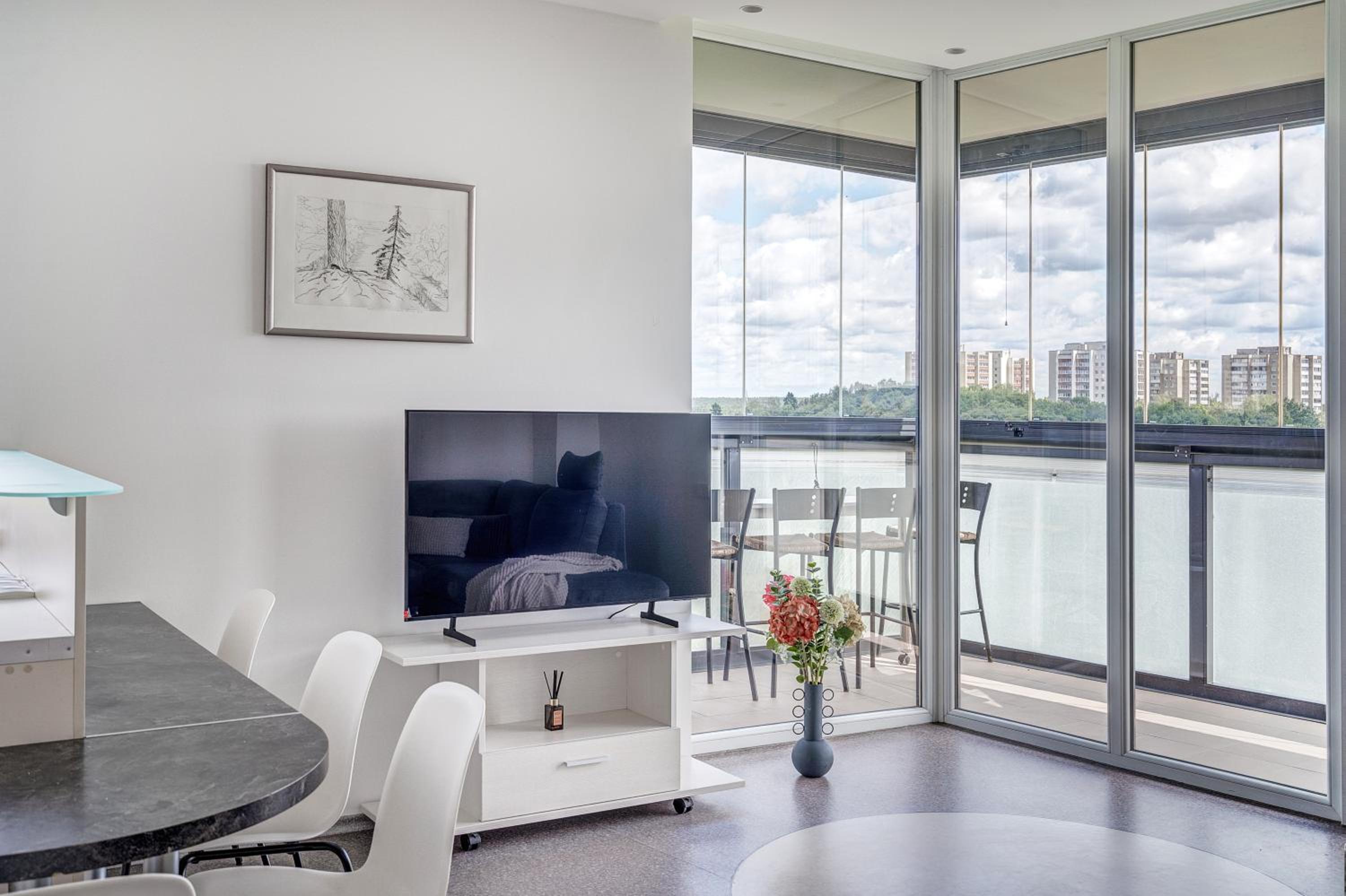 Trinapolio Panorama Apartments by Cityvibe view 4