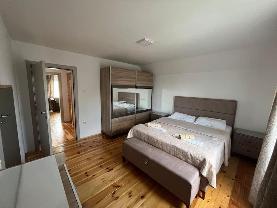 David apartment