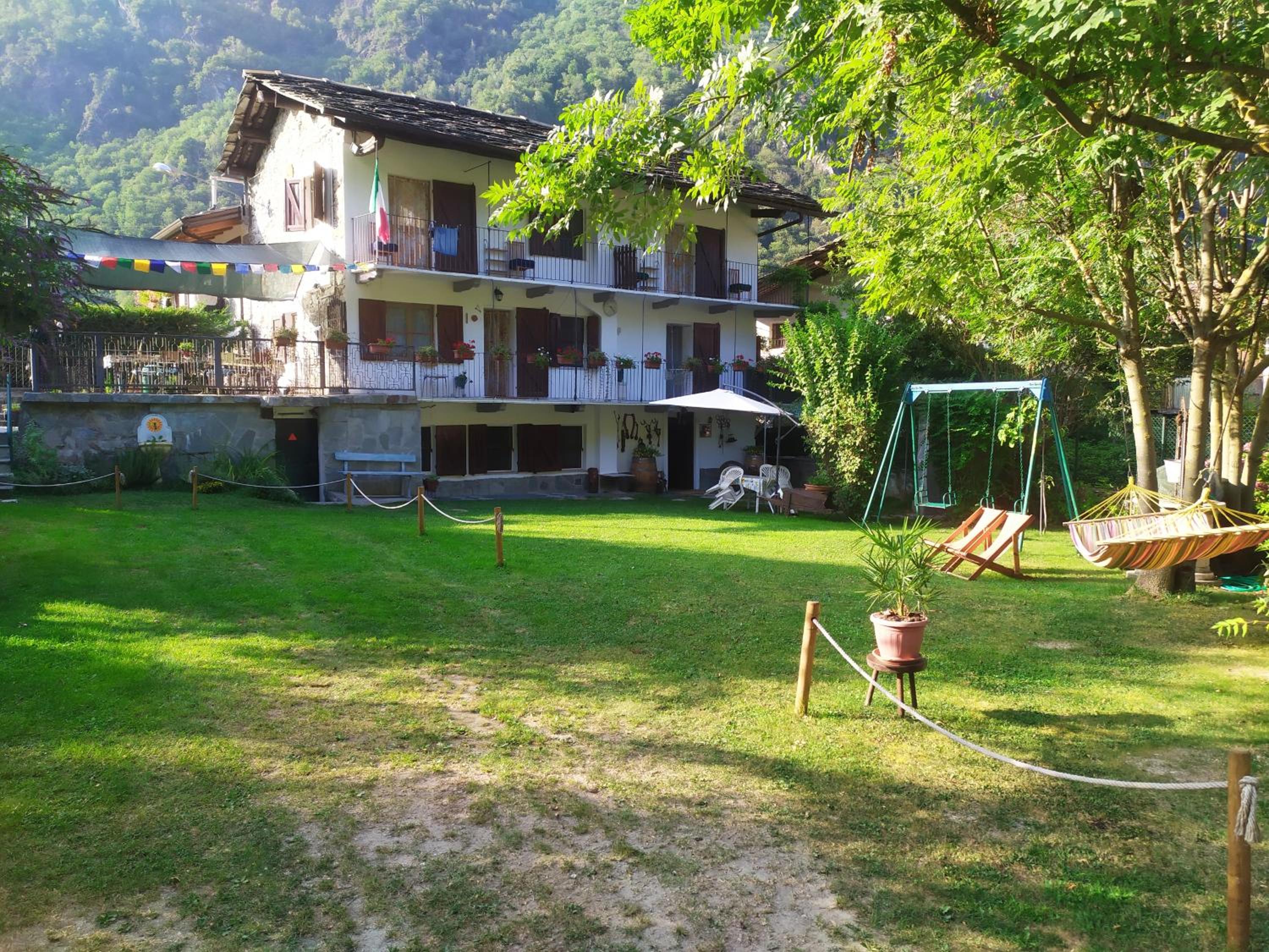 La Ghita view 2