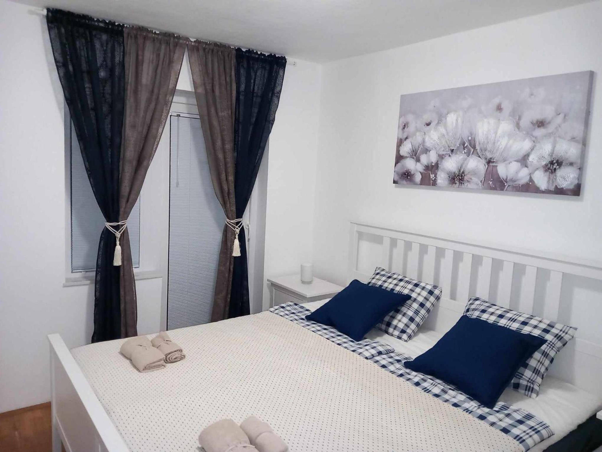 Apartments KiKa