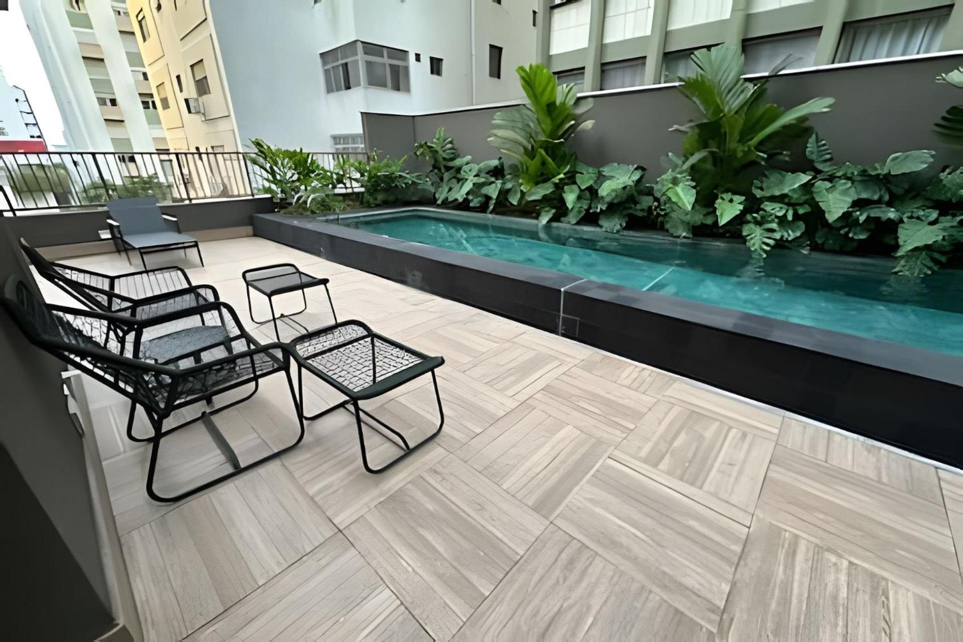Ap R.Pamplona Trianon Masp 704