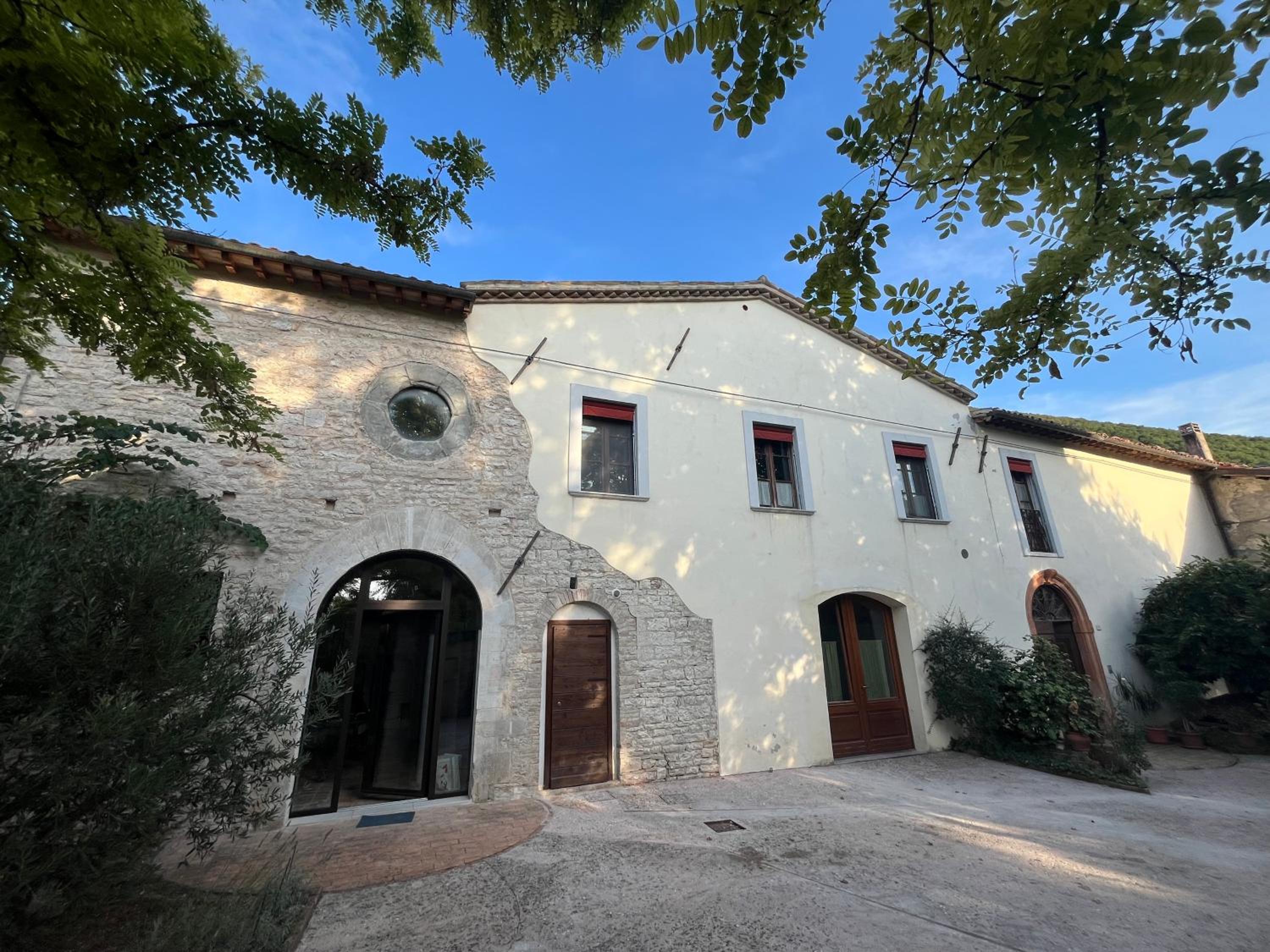 San Pietro Fuori le Mura B&B view 4
