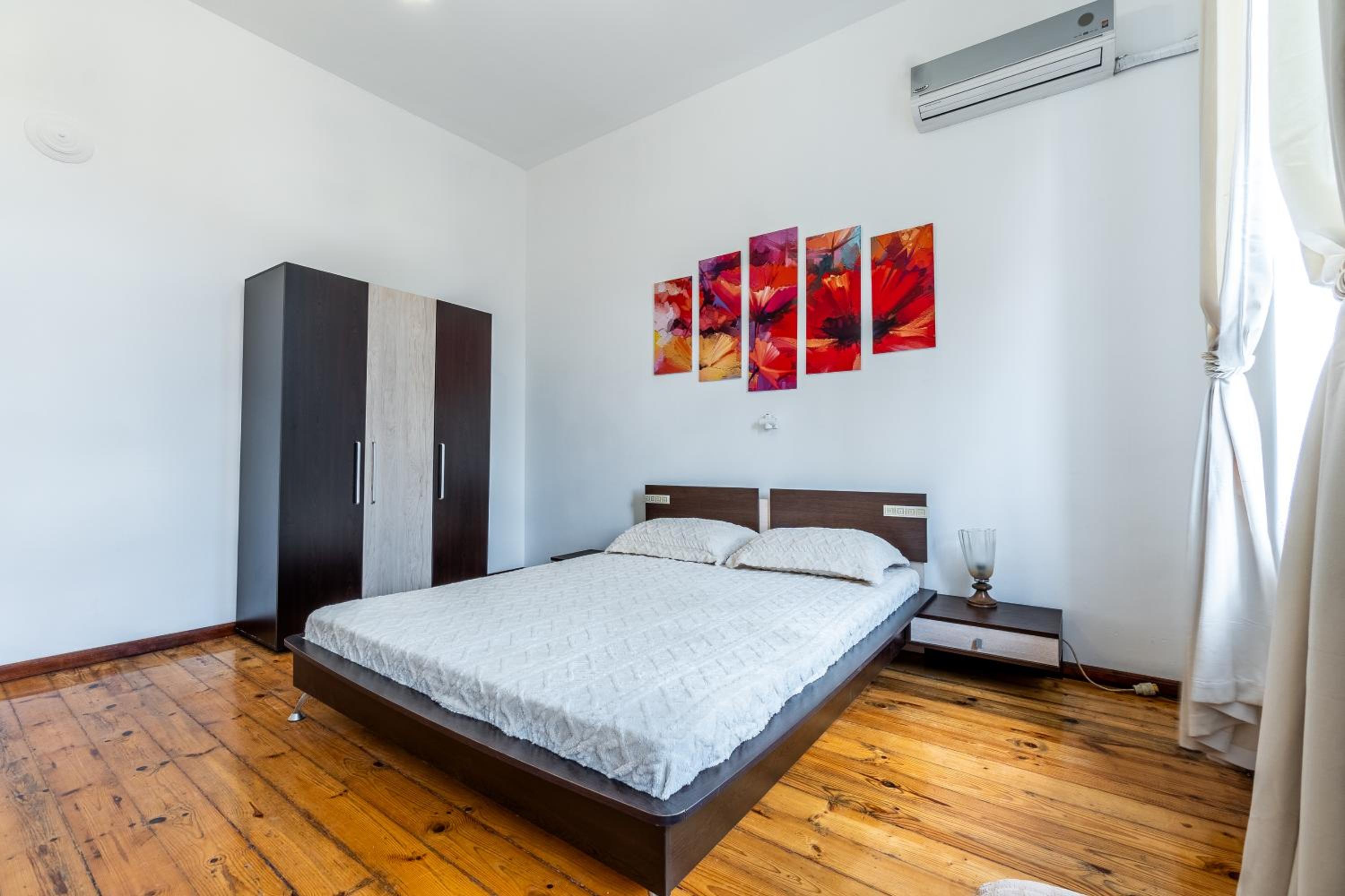 Central Heritage 3-BR Apartment