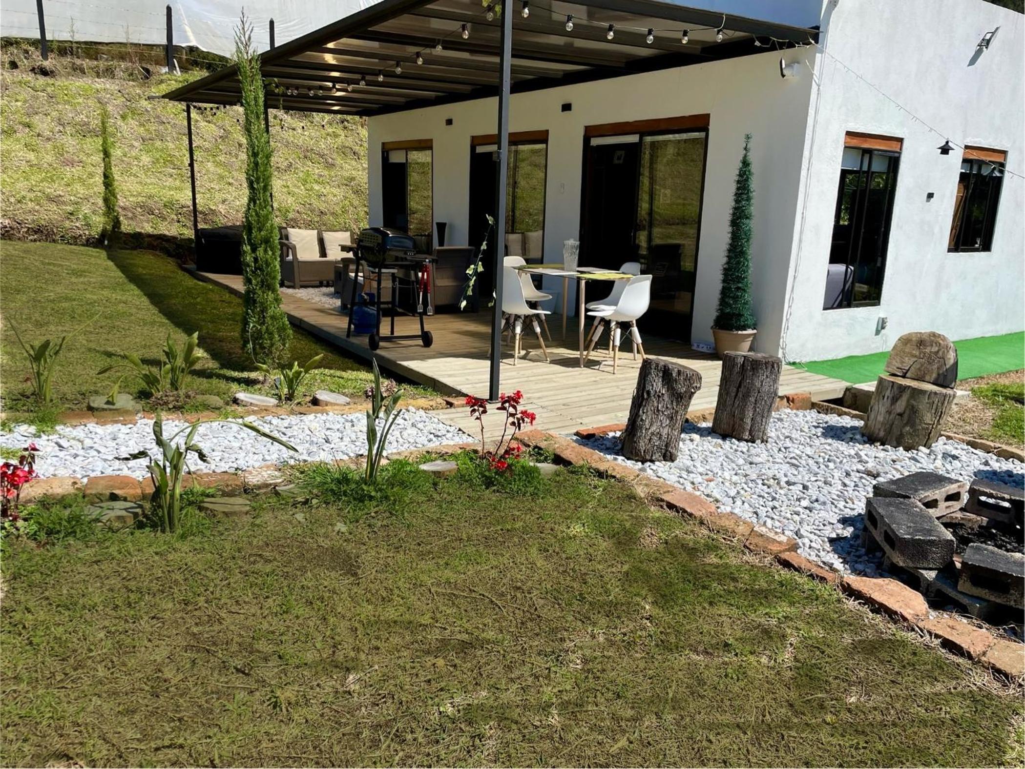 Casa campestre descanso relajación jacuzzi BBQ amplias zonas verdes