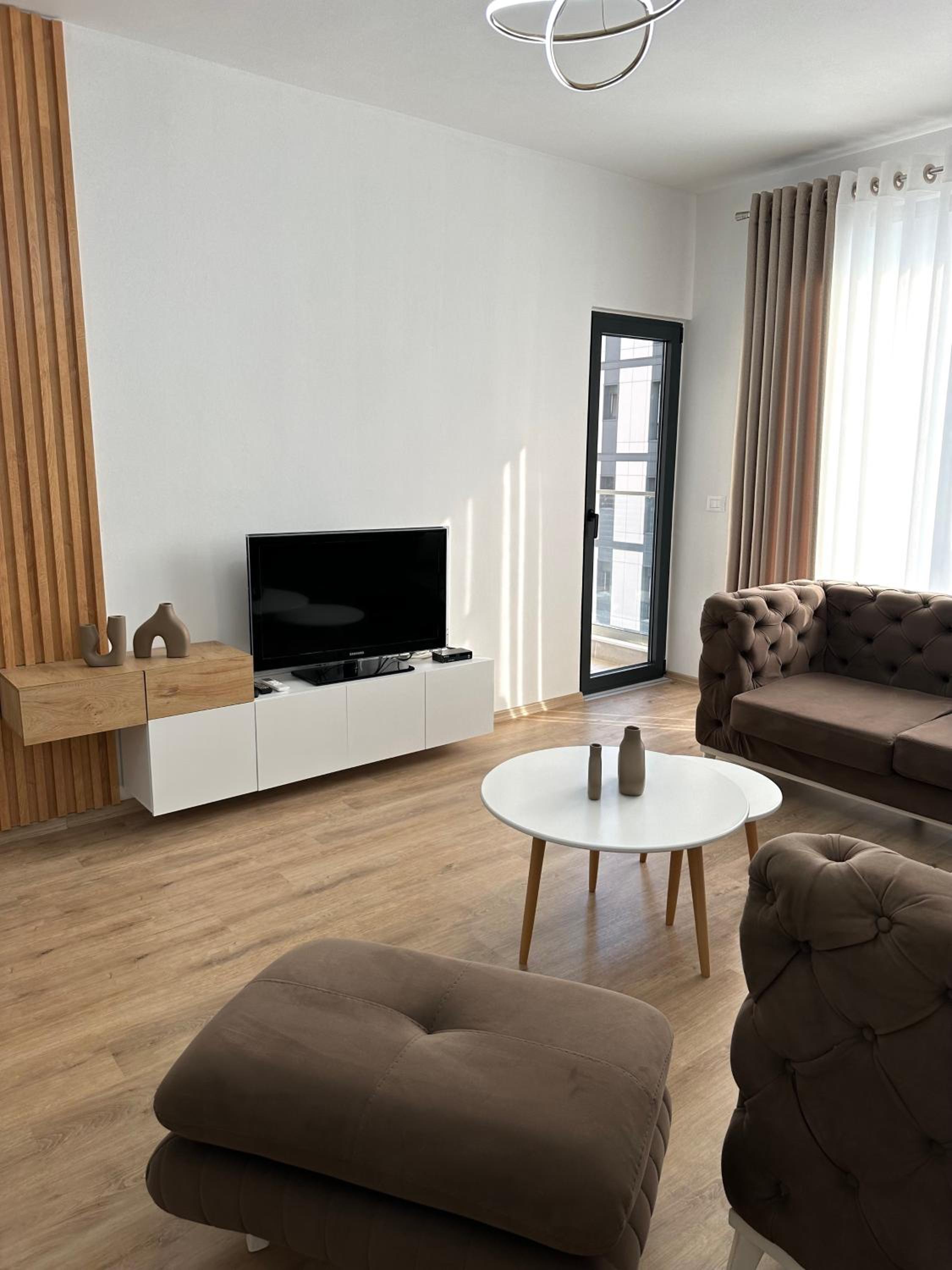 Essy Apartment