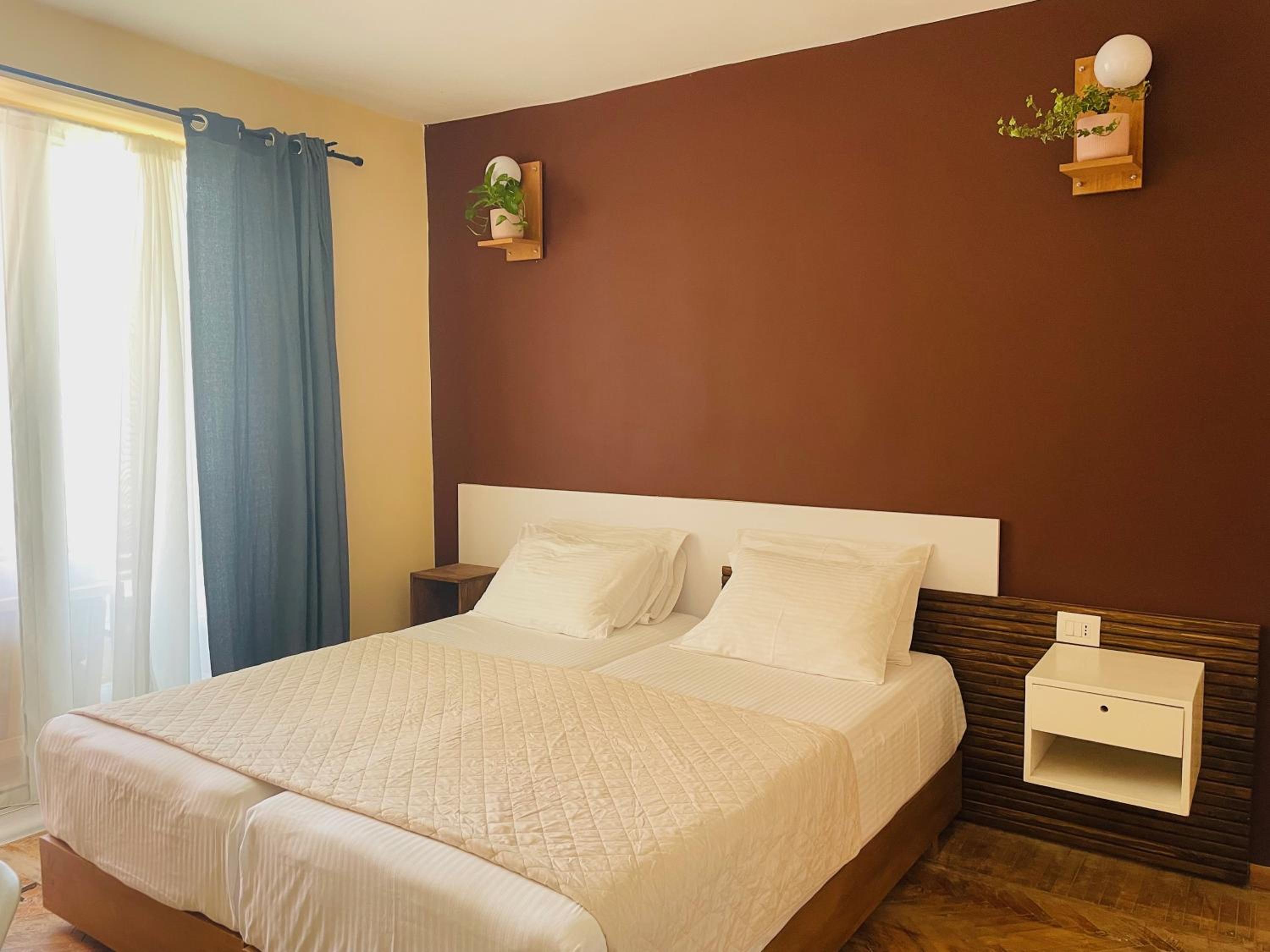 Downtown Apartment near the Sea