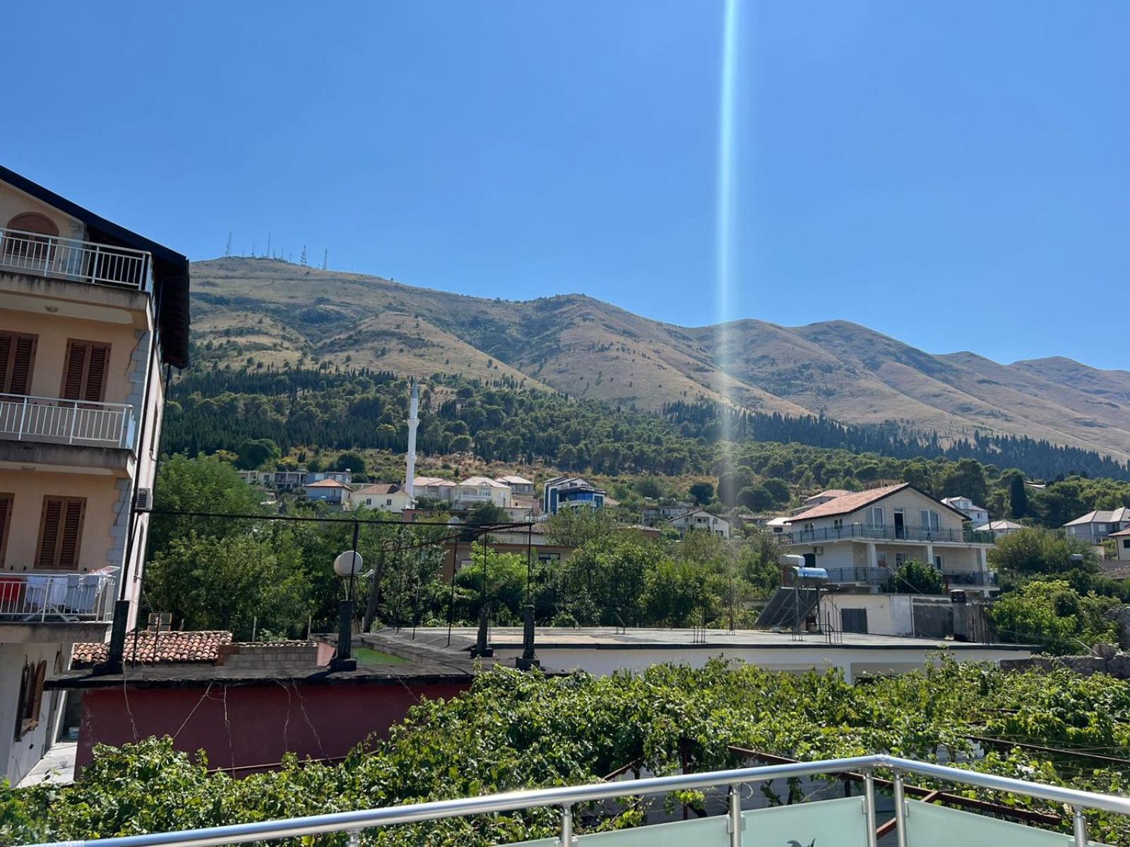 xhaka hotel
