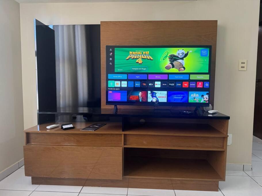 Luix Londrina Flat 505, 43 m2, QS, Smart TV , c garagem