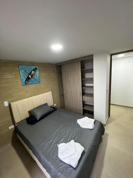 Exclusivo apartamento con piscina y parqueadero 602