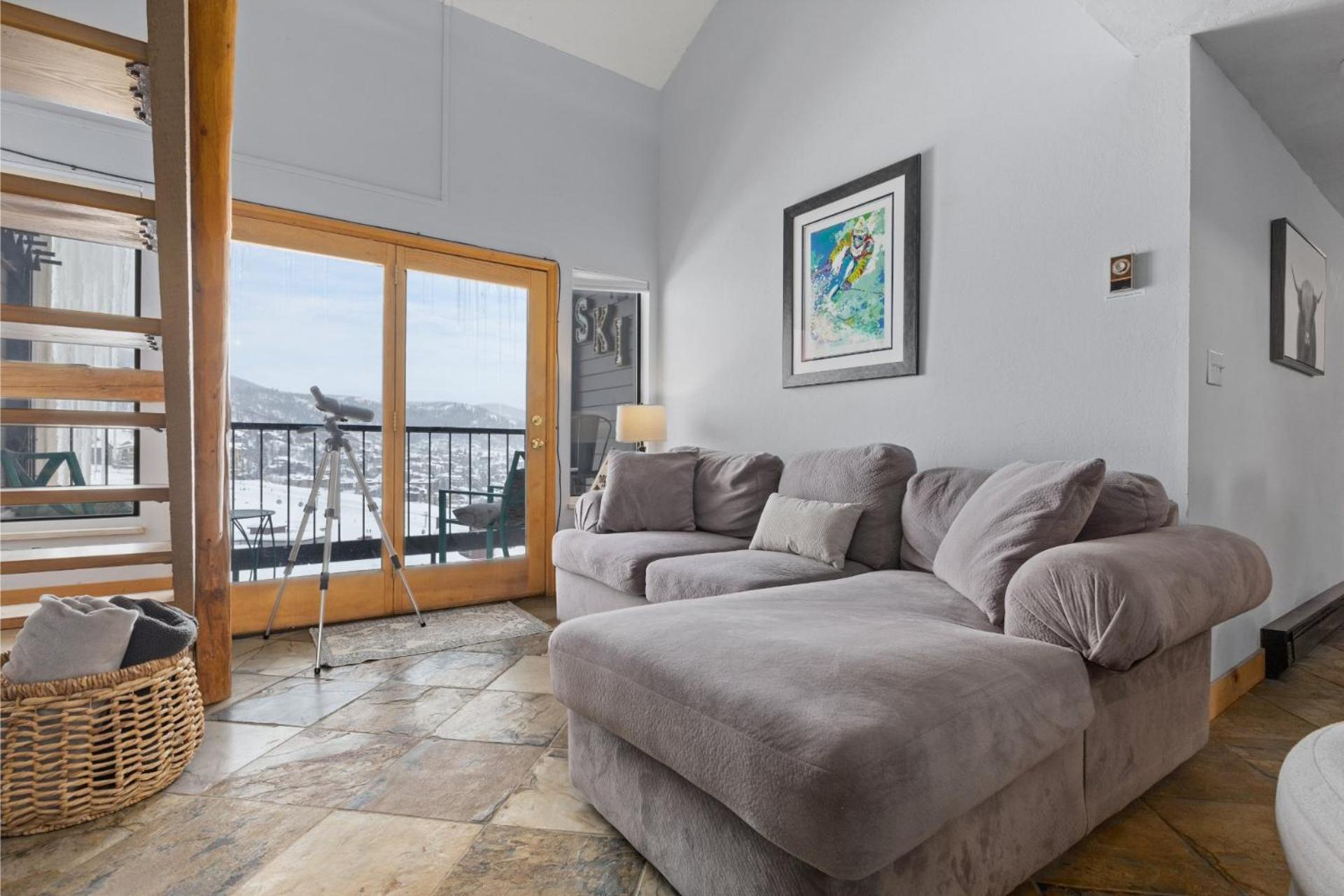 Hot Tub, Great Mountain Views, 3 Bedroom Plus Loft view 4