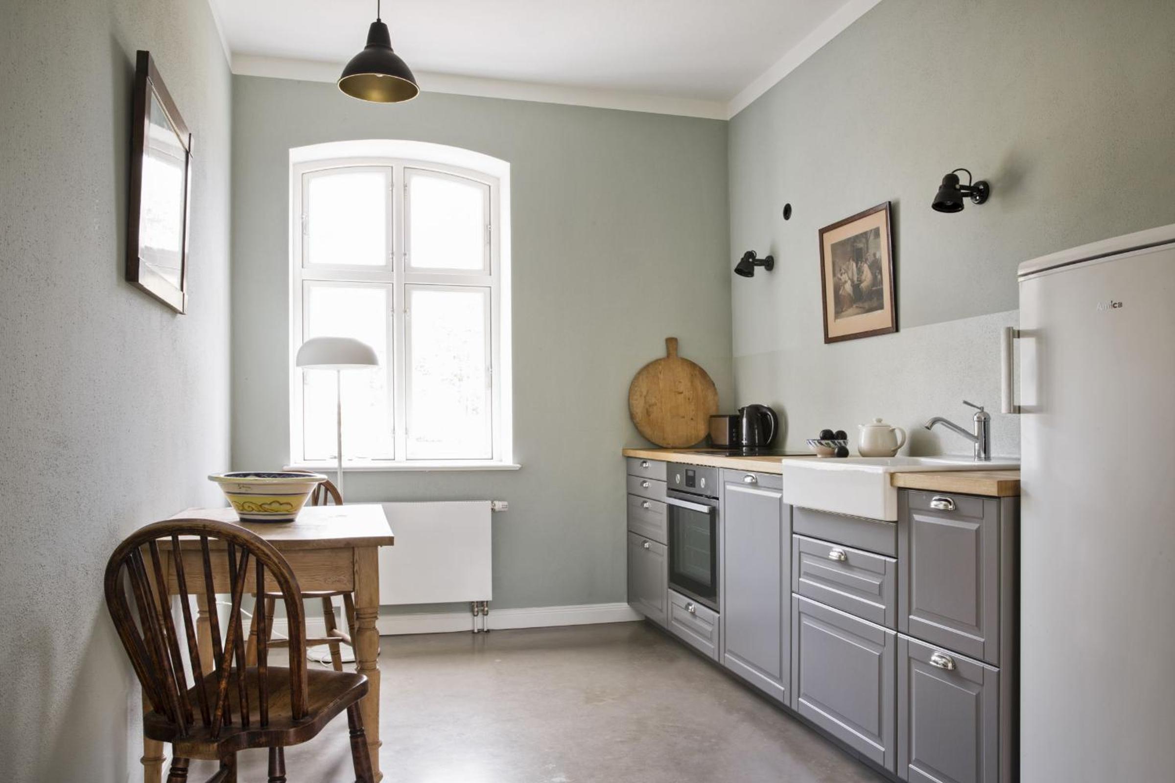 Großzügiges Landhaus in Ostseenähe mit großem Garten, Ofen und Sauna für 12 Personen view 4