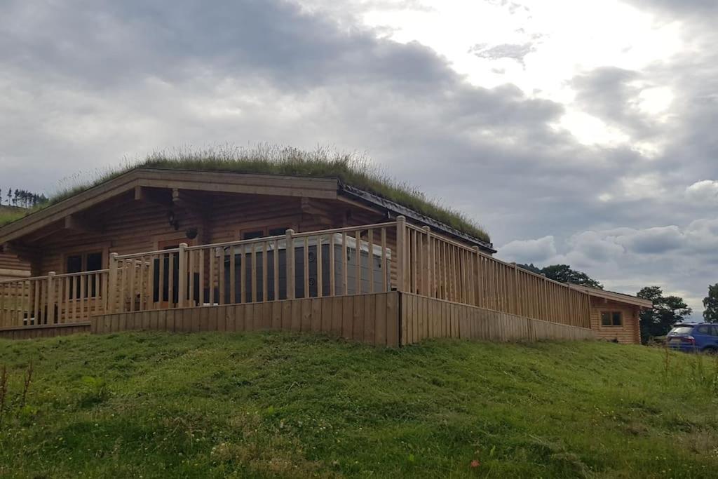 Orchid lodge
