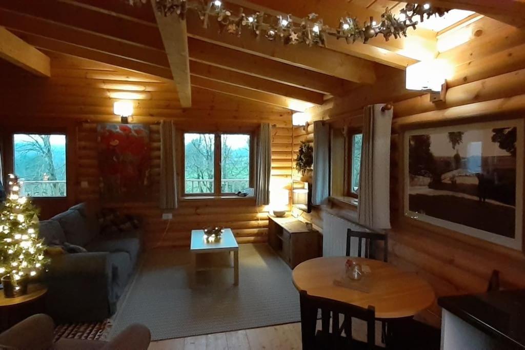 Orchid lodge