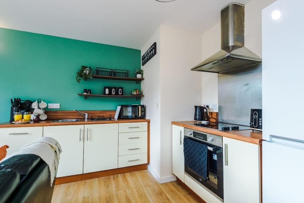 Modern 2BR near Manchester city centre - Free parking garage