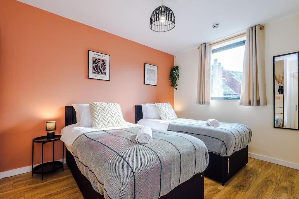 Modern 2BR near Manchester city centre - Free parking garage