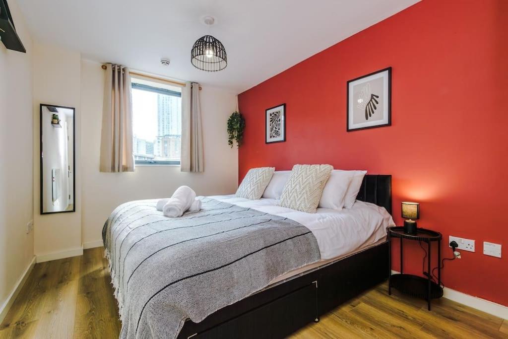 Modern 2BR near Manchester city centre - Free parking garage