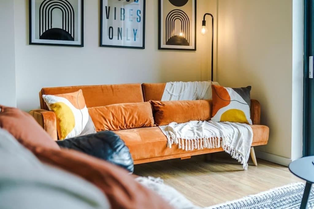 Modern 2BR near Manchester city centre - Free parking garage