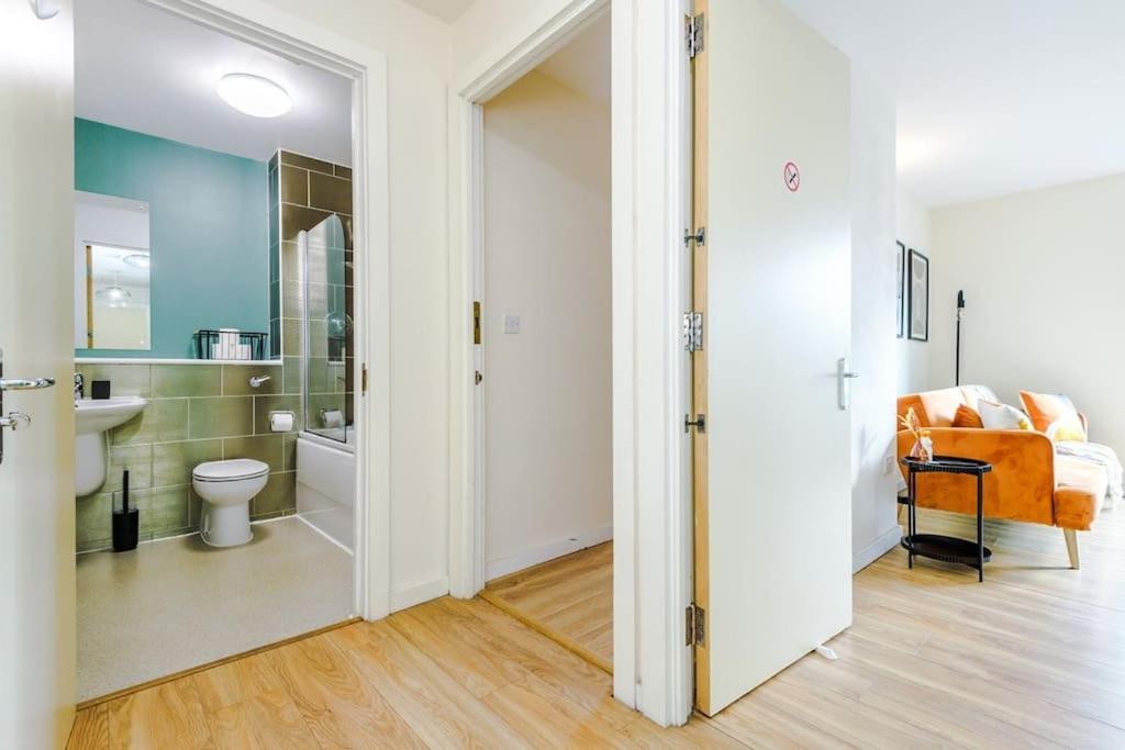 Modern 2BR near Manchester city centre - Free parking garage