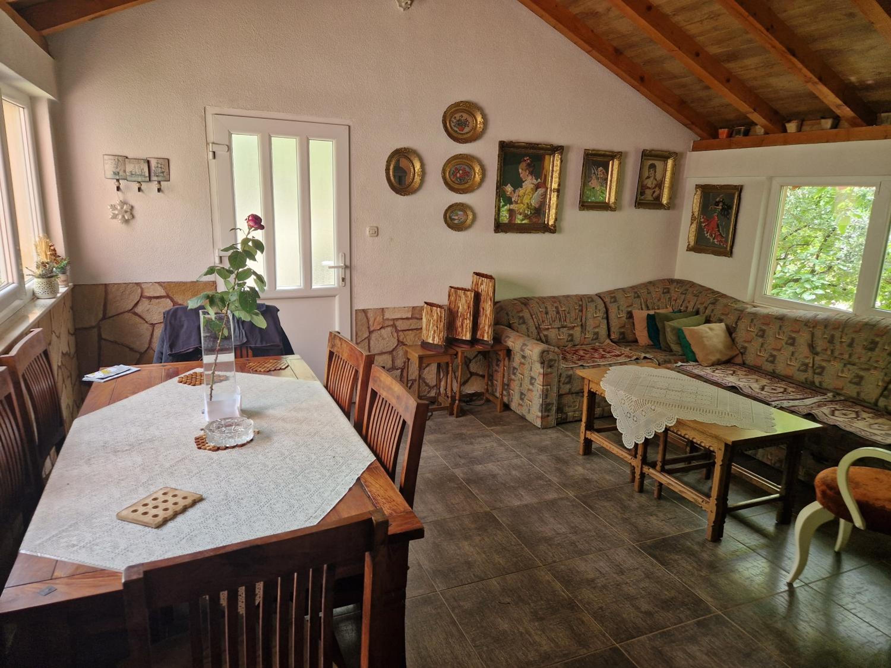 Vineyard House