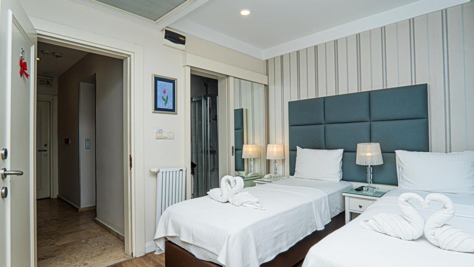 Ten Rooms İstanbul Otel - Image 42