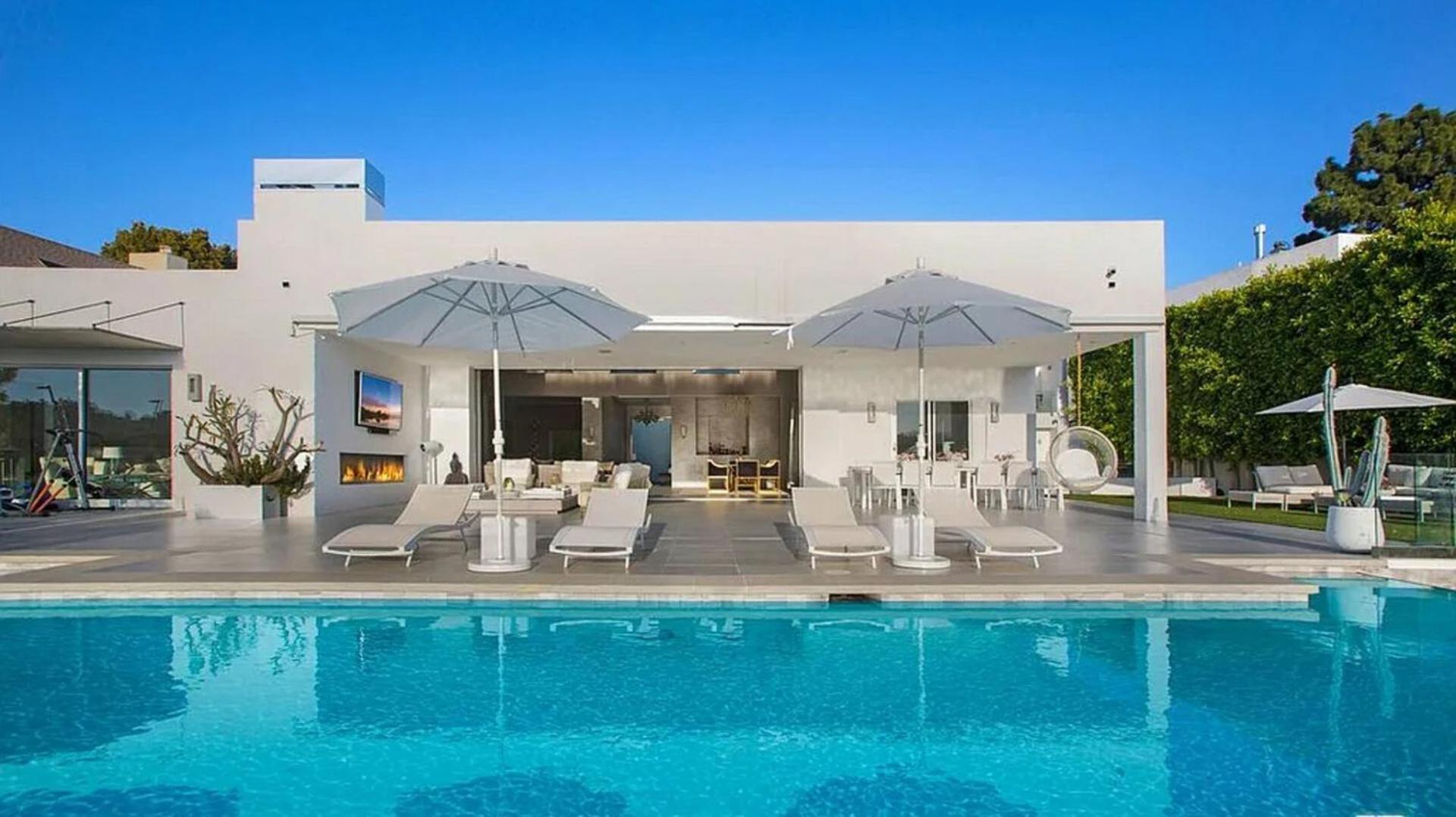 Pristine Paradise With Scenic Views - Property Image 16