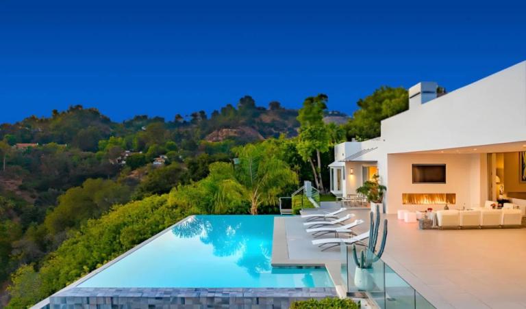 Pristine Paradise With Scenic Views - Property Image 29
