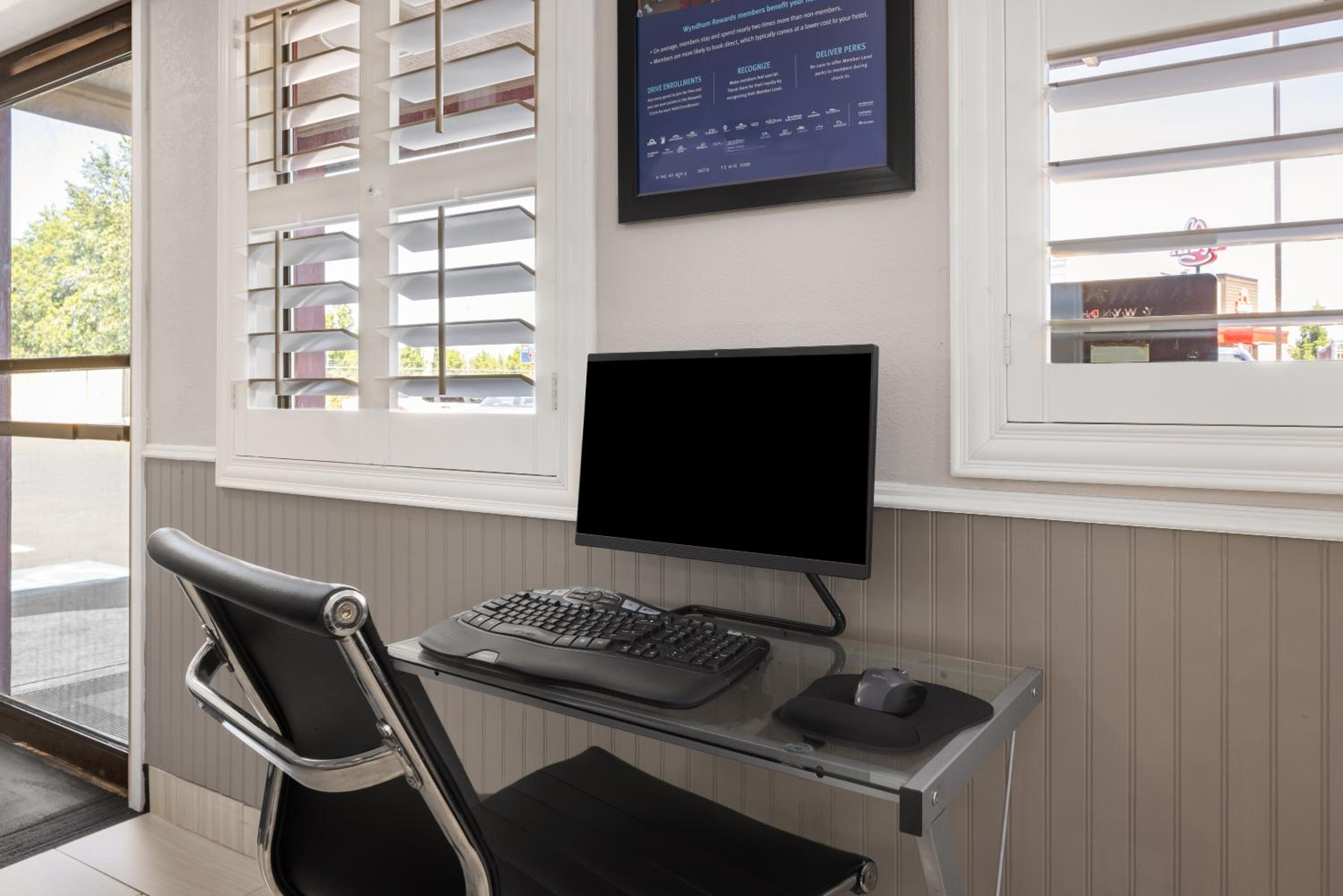 Medford Vacations - Ramada by Wyndham Medford Airport North - Property Image 39