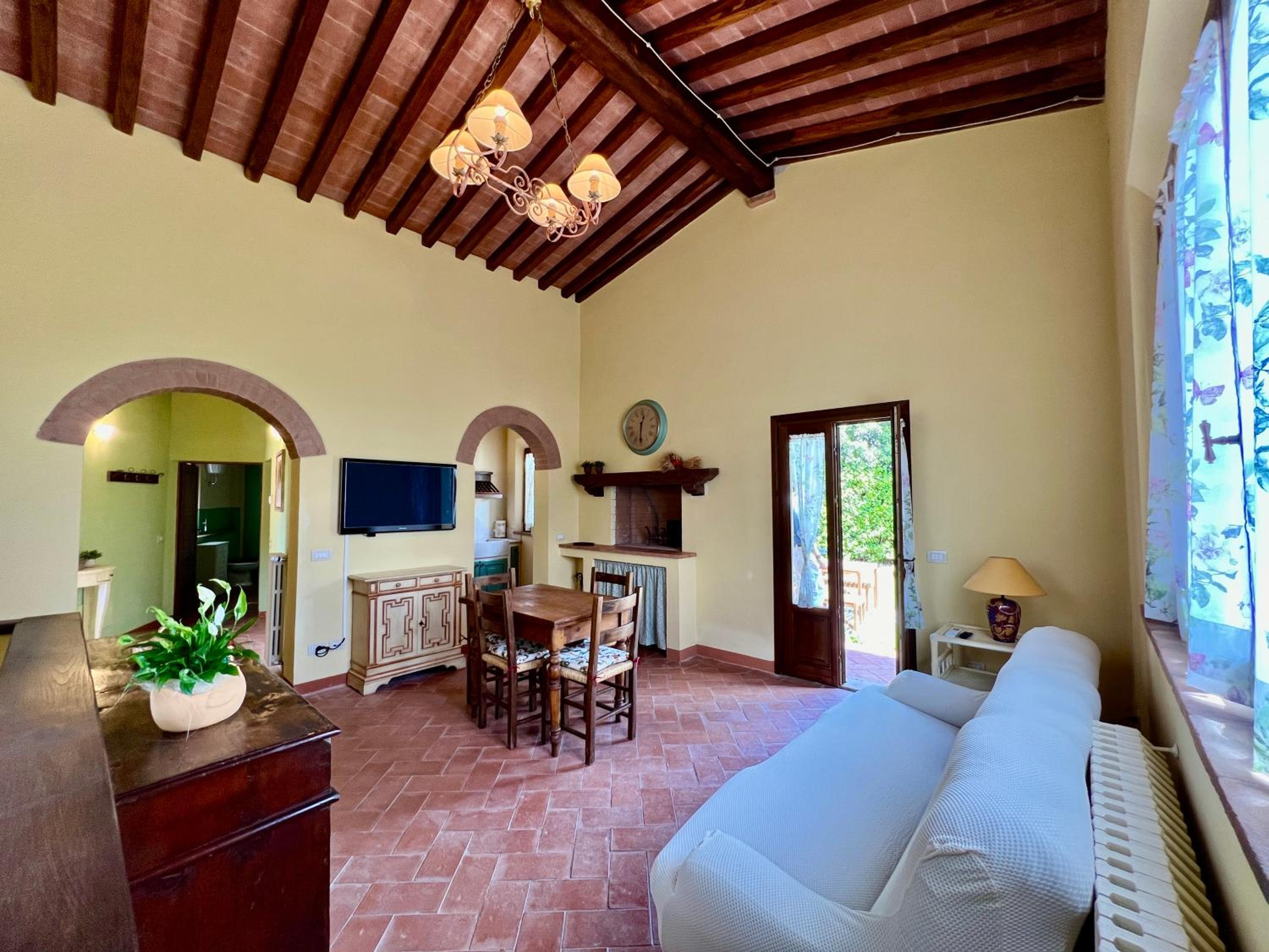 Casina agli Ulivi - Tuscan Country House view 5
