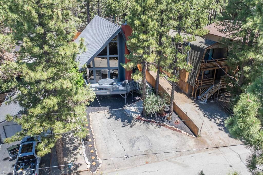 Kookaburra Cabin